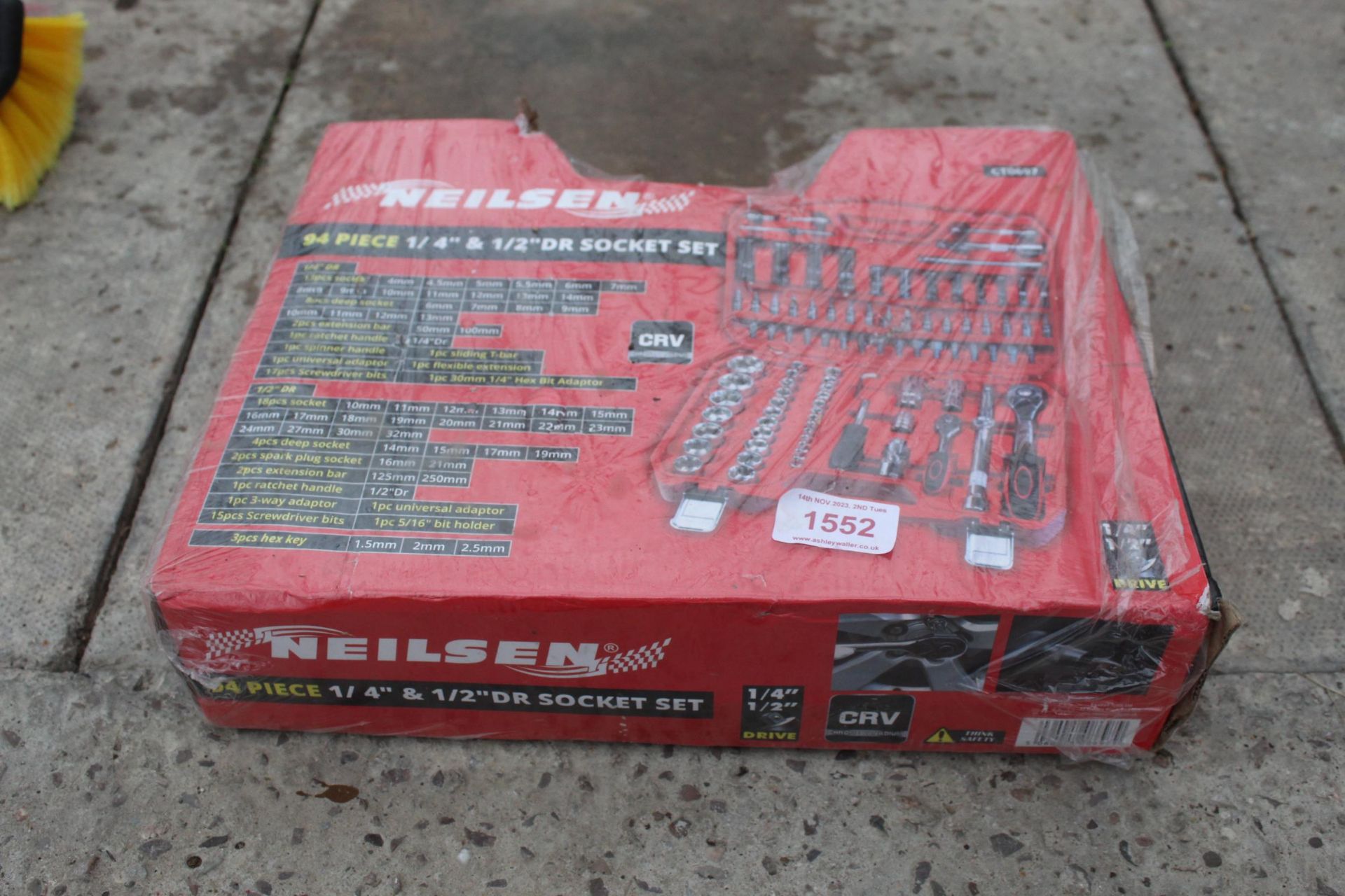 94 PIECE SOCKET SET + VAT