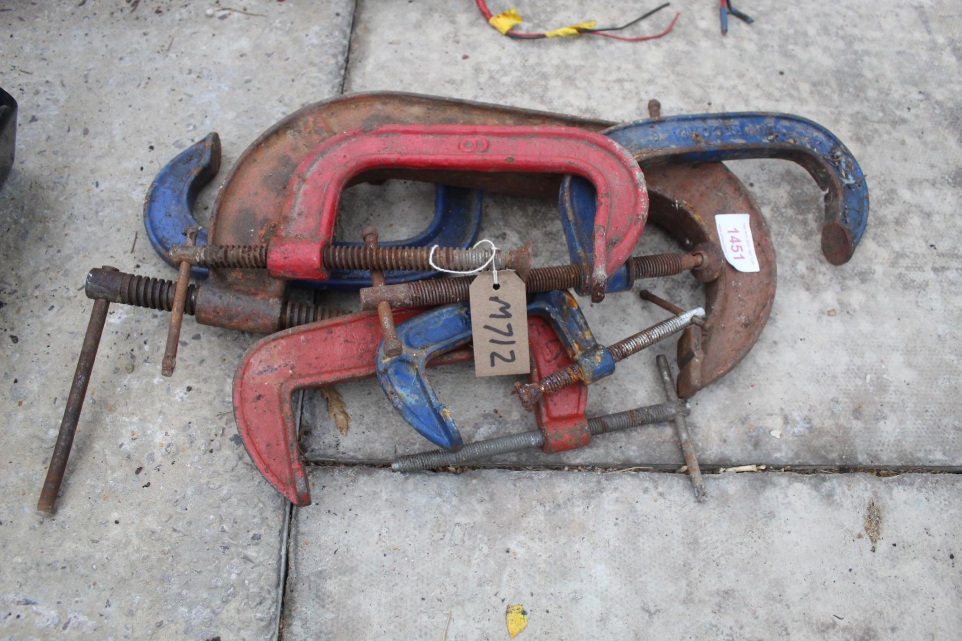 6 WELDING CLAMPS (WORKING) NO VAT