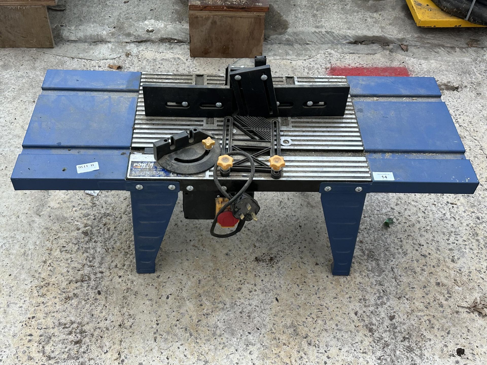 A POWERCRAFT ROUTER TABLE NO VAT