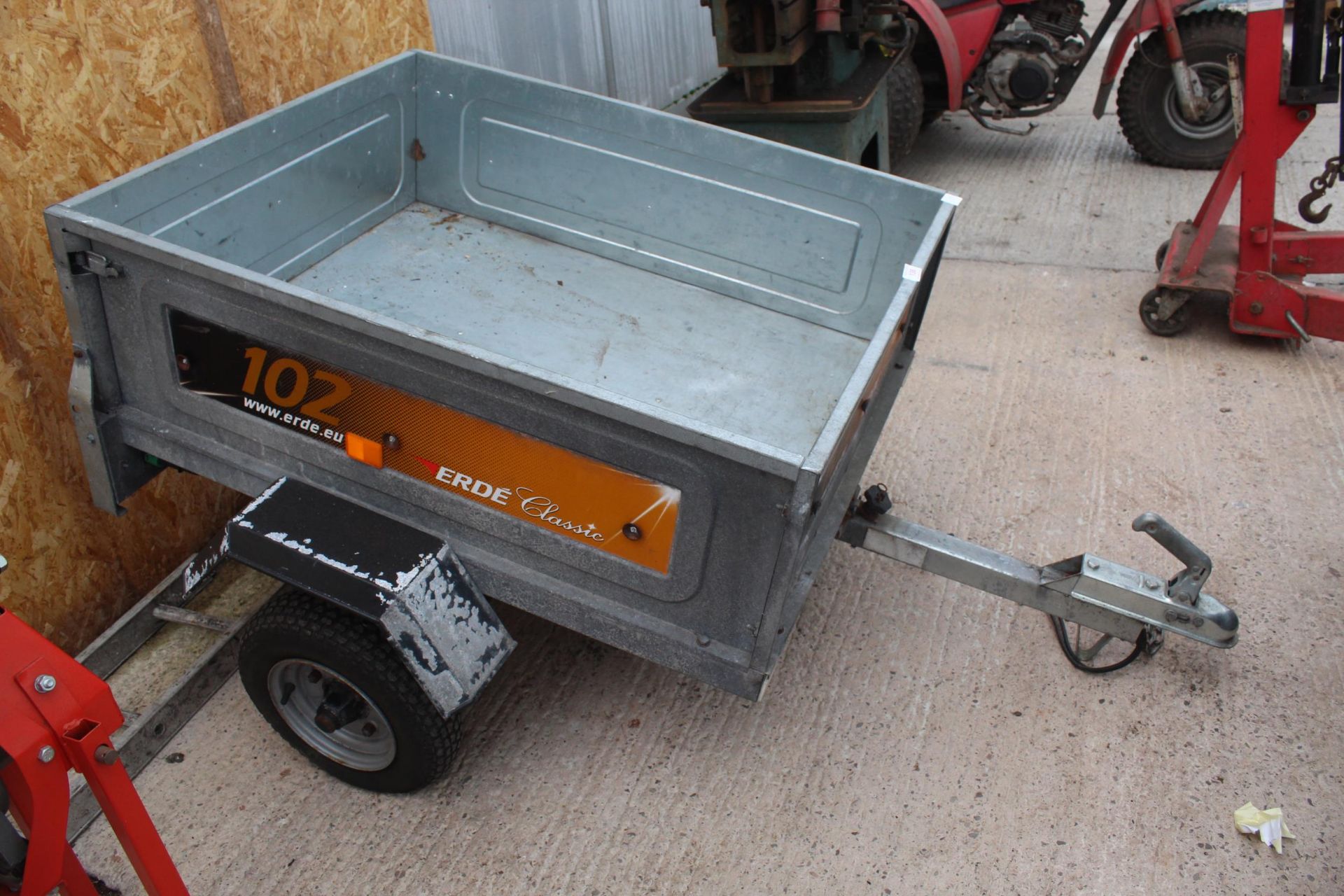 102 ERDE CLASSIC CAR TRAILER NO VAT - Image 2 of 3