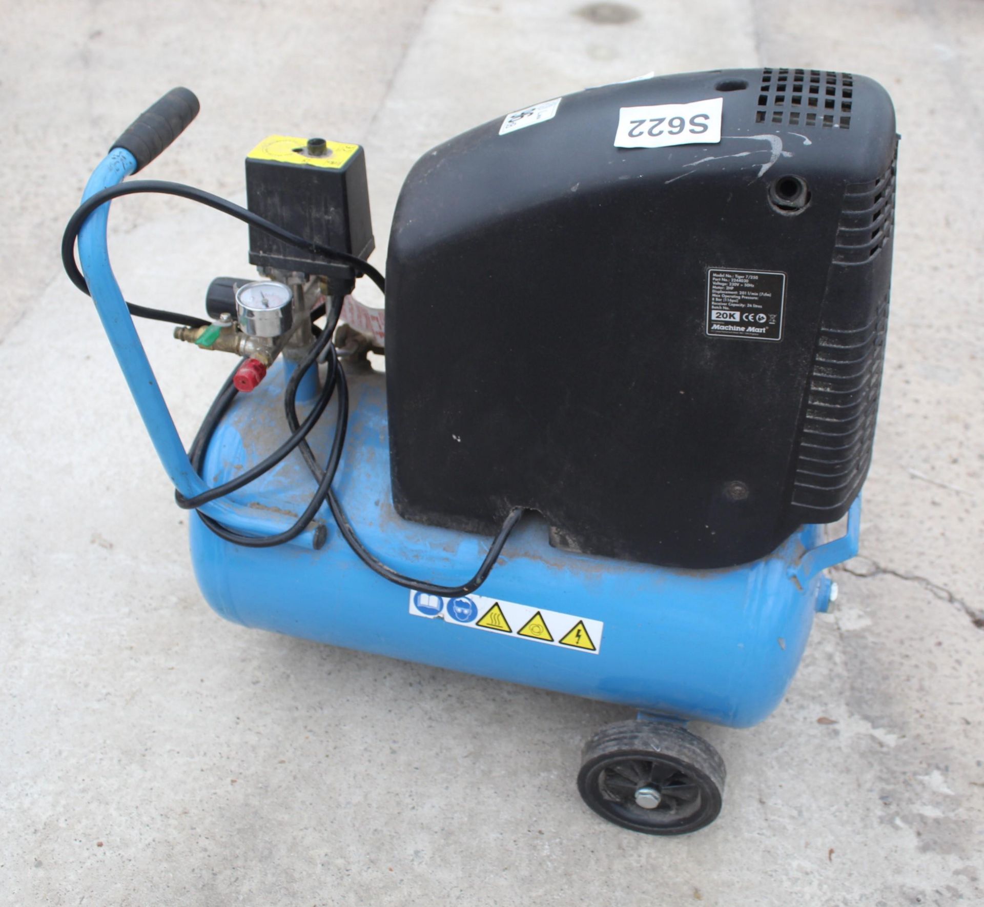 AIR MASTER COMPRESSOR TIGER 7/ 250 TURBO NO VAT - Image 2 of 2