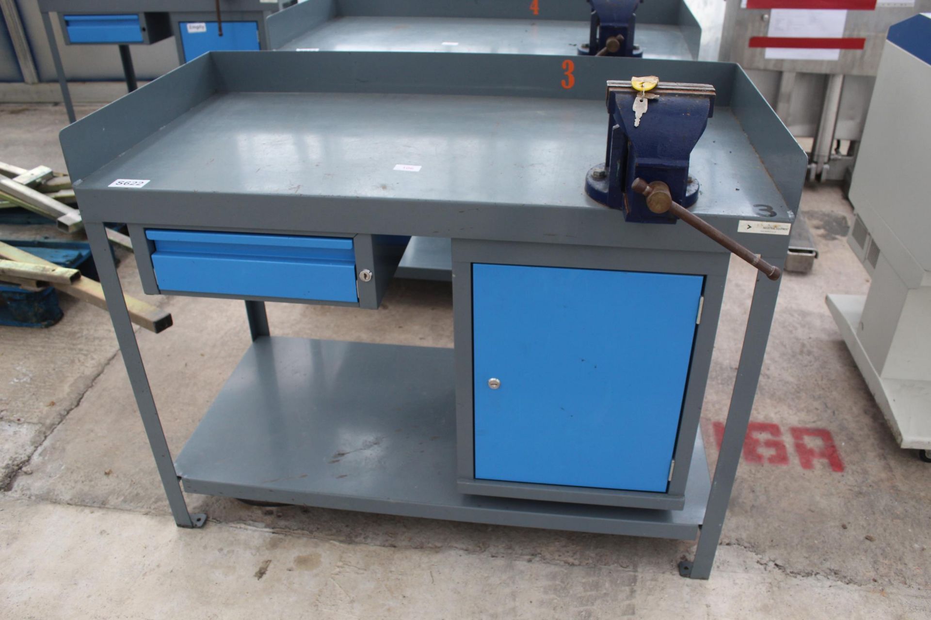 WORK BENCH VICE AND STORAGE NO VAT