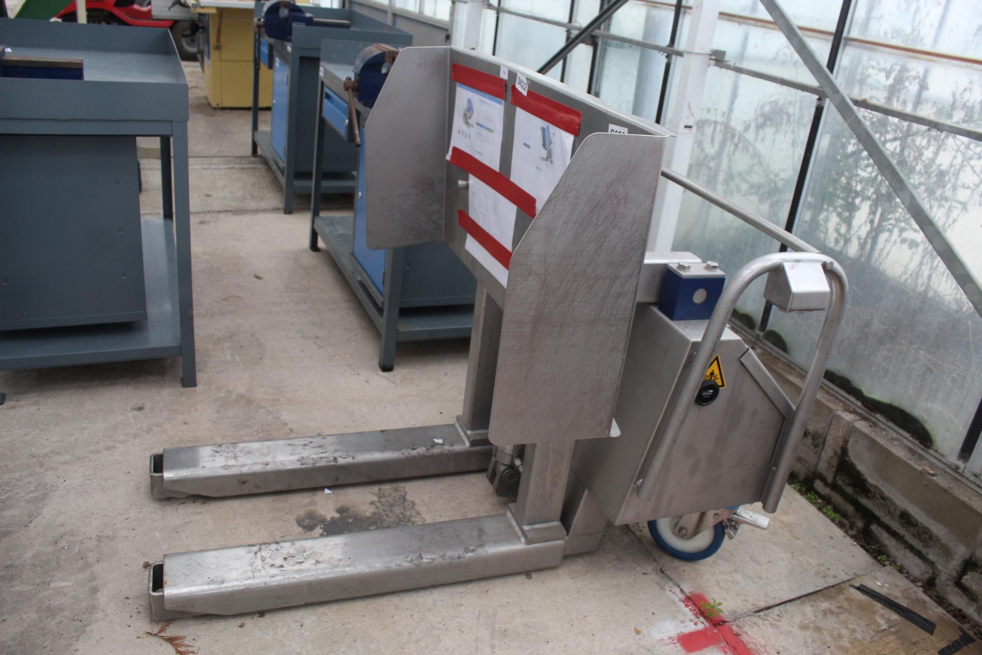 BACKSAVER BRL STAINLESS BARREL TIPPER/BACK SAVER NO VAT