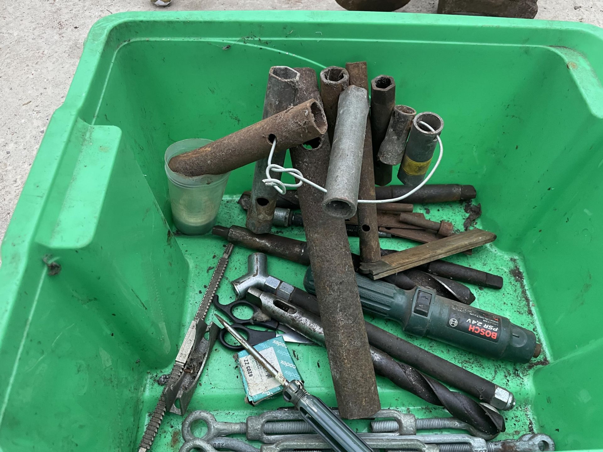 AN ASSORTMENT OF TOOLS TO INCLUDE PLIERS, RASPS AND AN AXE ETC NO VAT - Image 3 of 3