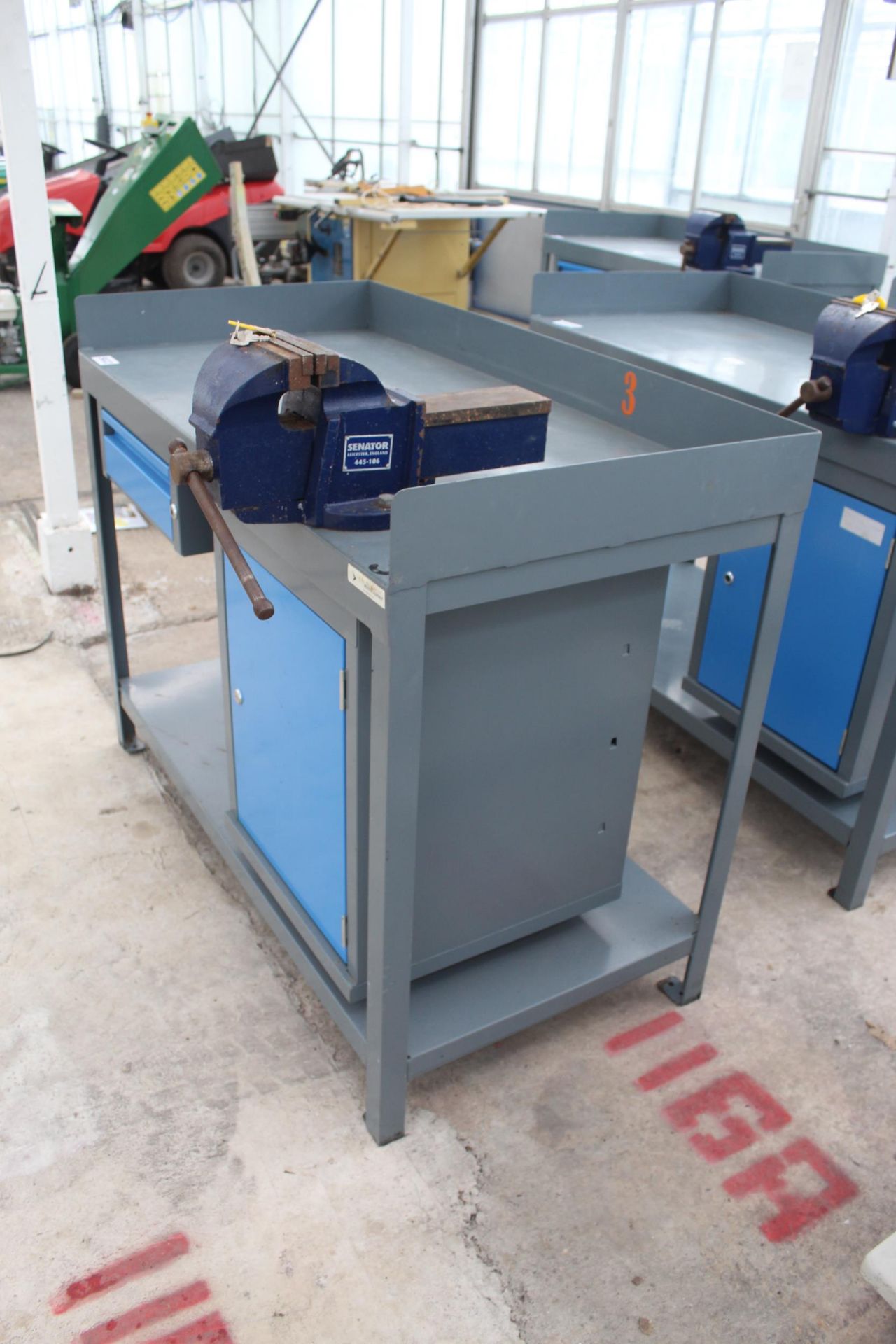 WORK BENCH VICE AND STORAGE NO VAT - Image 2 of 3