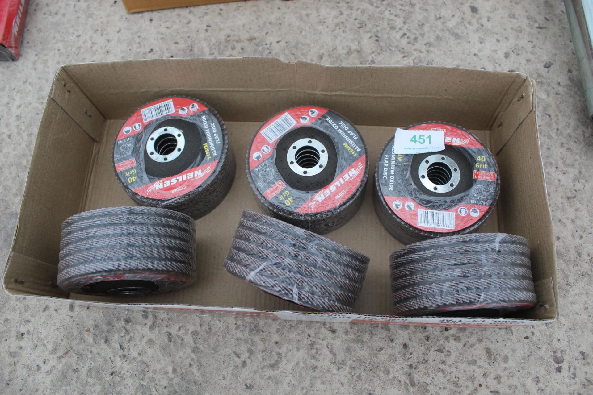 36 SANDING DISCS + VAT