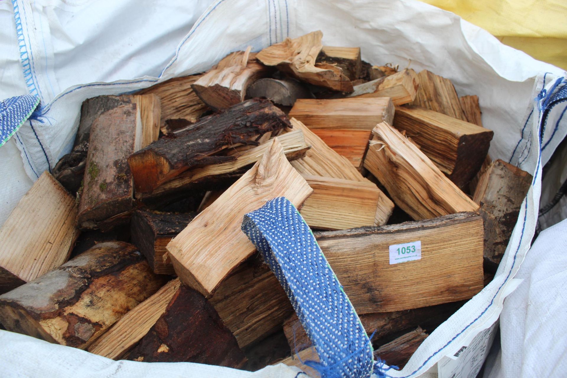 TOTE OF LOGS NO VAT - Image 2 of 2