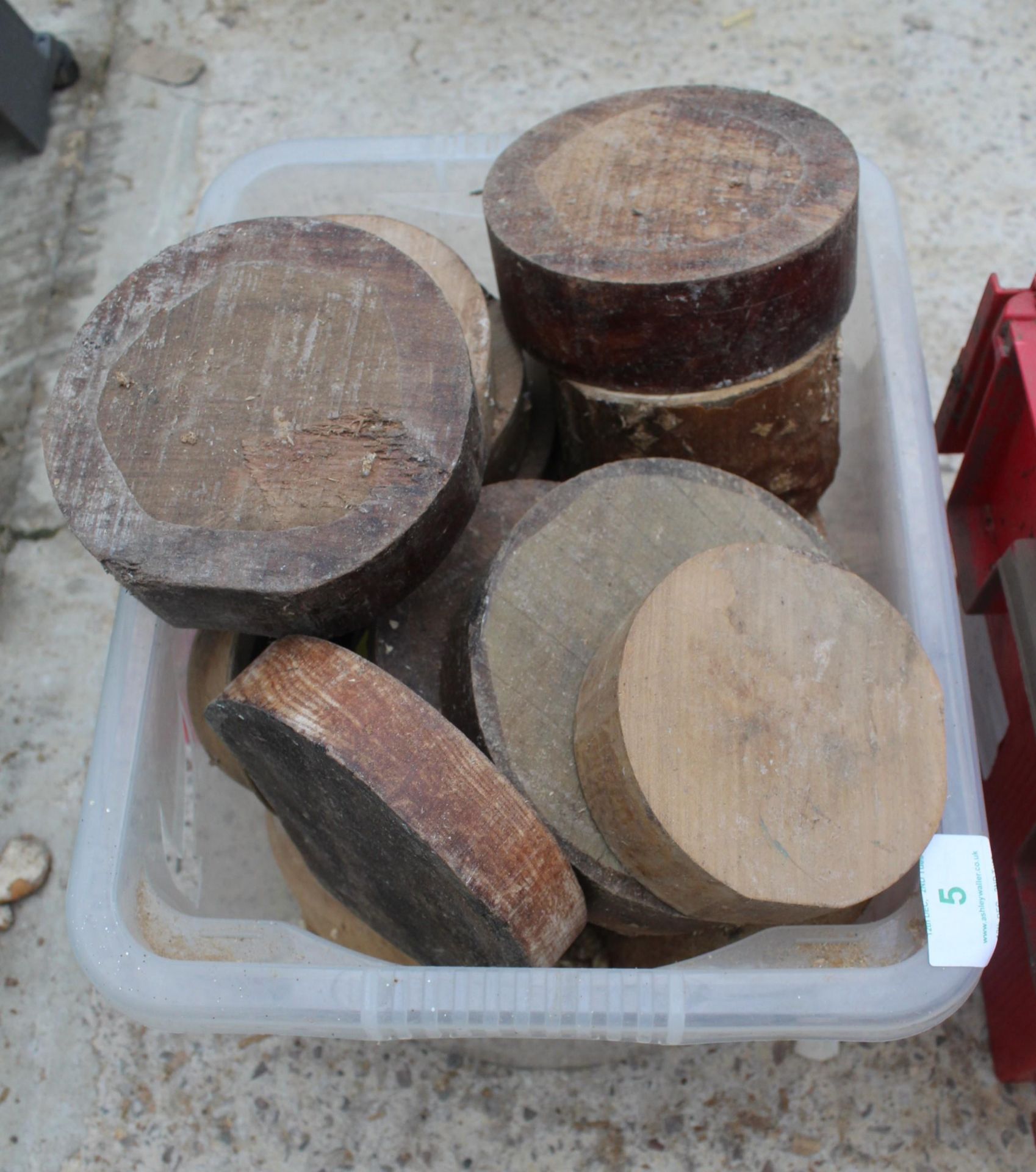 BOX OF VARIOUS WOOD FOR TURNING NO VAT