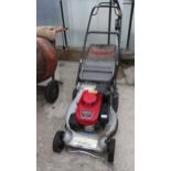 LAWNFLITE PRO REAR ROLLER SELF PROPELLED MOWER. GOOD WORKING ORDER. RECENTLY SERVICED. ONLY FOR SALE