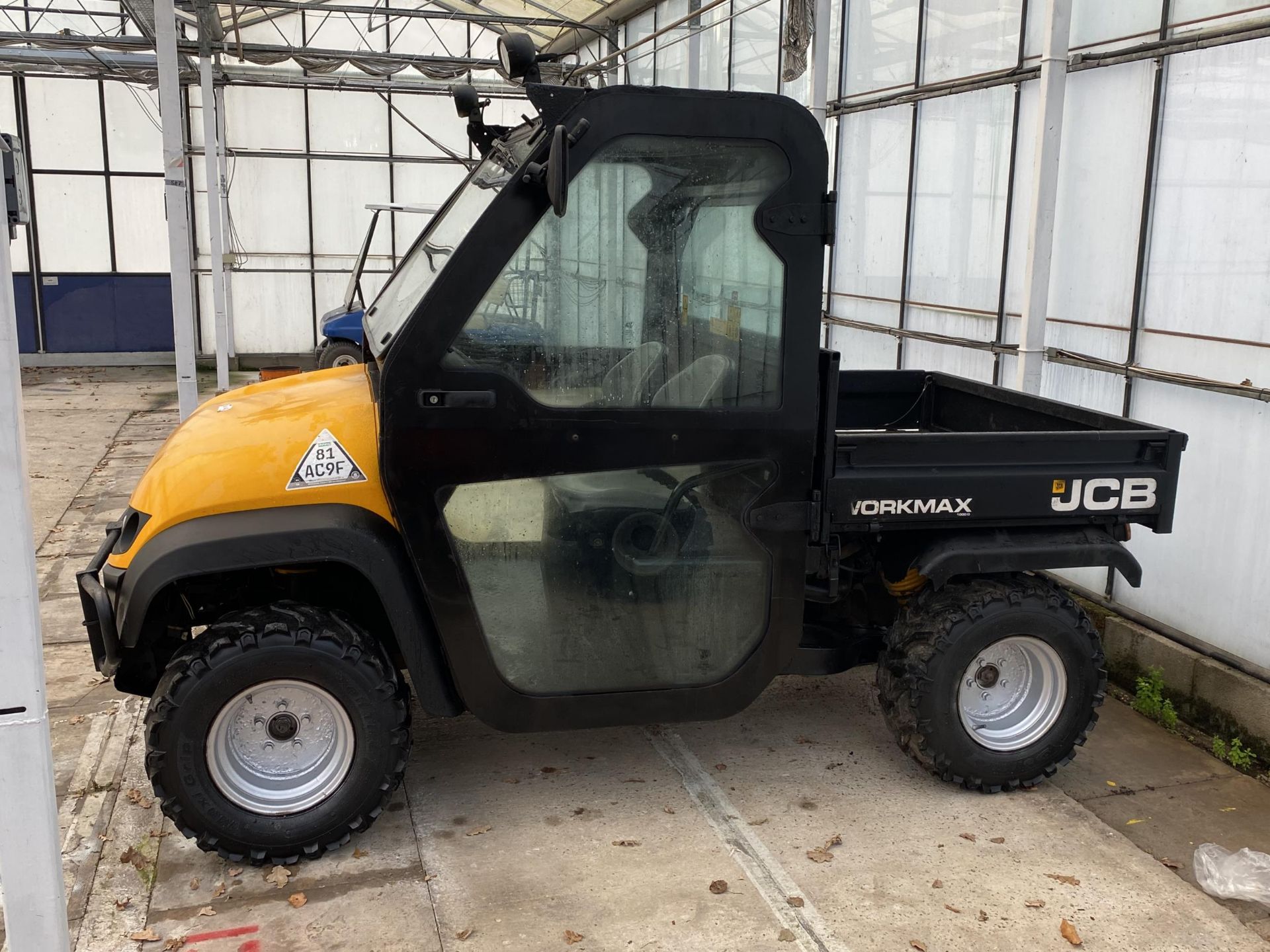 2011 JCB WORKMAX 1000D DIESEL CX11EYY OWN OWNER FROM NEW 2 NEW REAR TYRES WITH V5 LOG BOOK NO VAT - Image 3 of 7