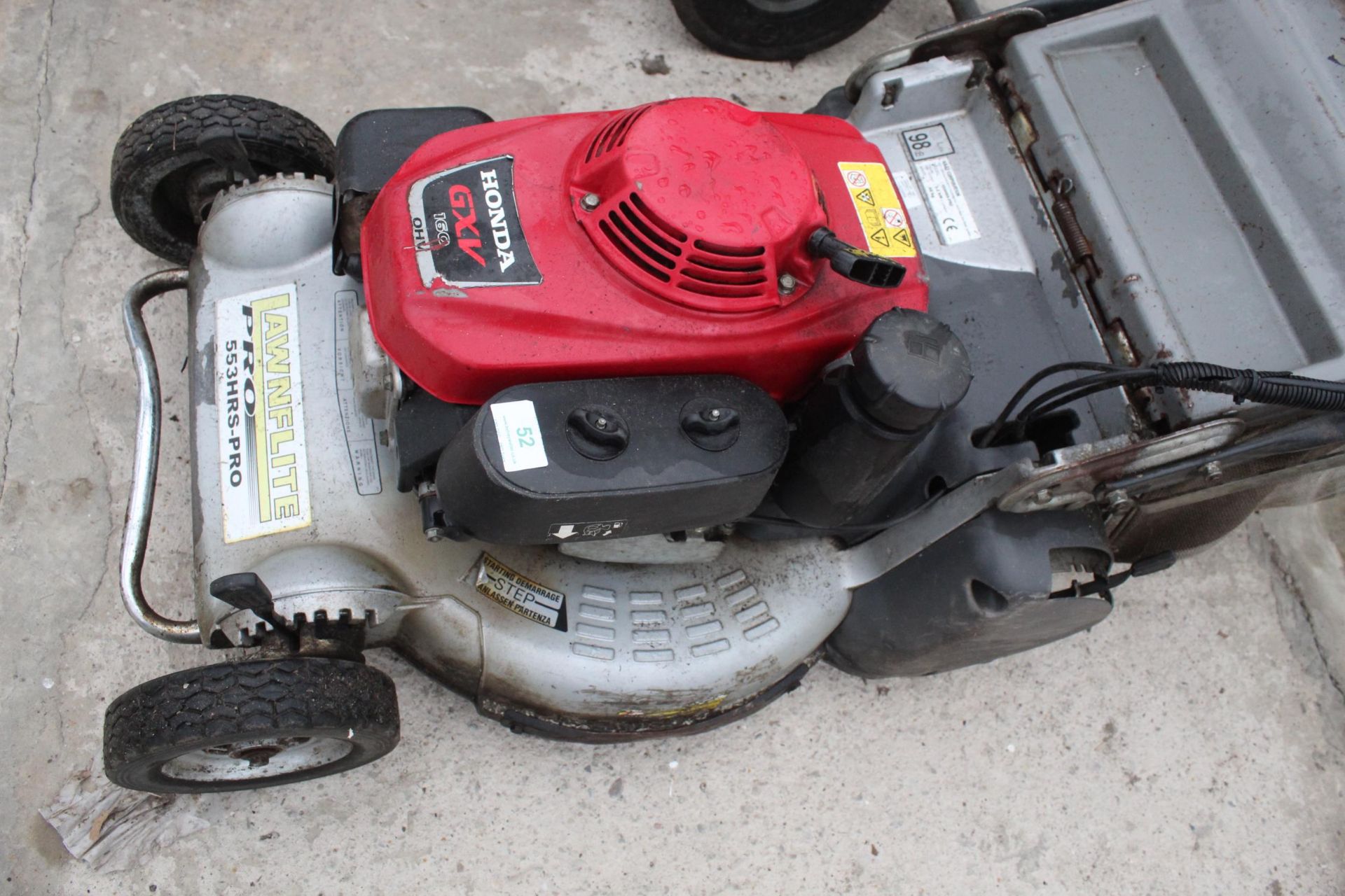 LAWNFLITE PRO REAR ROLLER SELF PROPELLED MOWER. GOOD WORKING ORDER. RECENTLY SERVICED. ONLY FOR SALE - Image 2 of 2