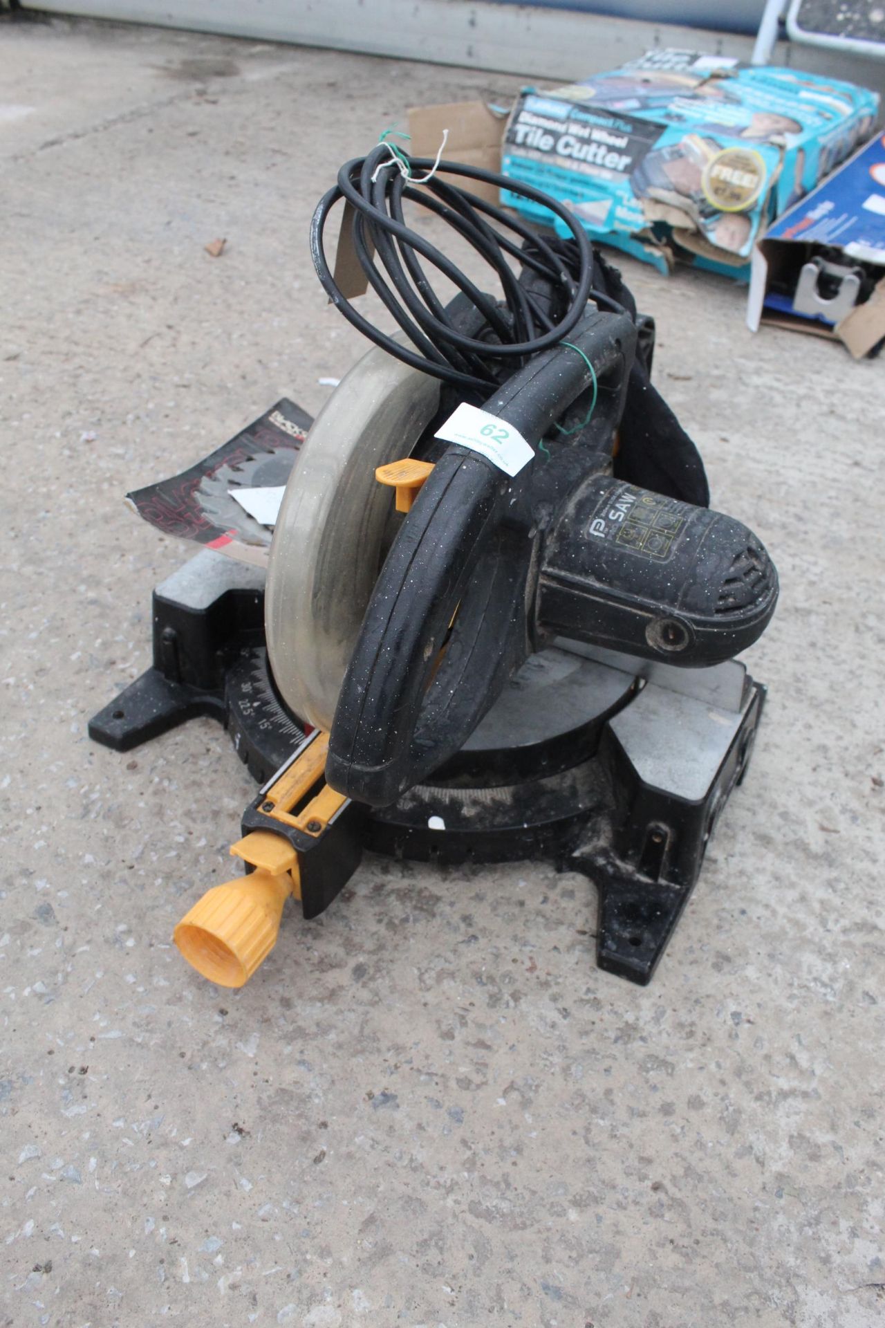 PRO MITRE SAW & 2 SP BLADES - NO VAT