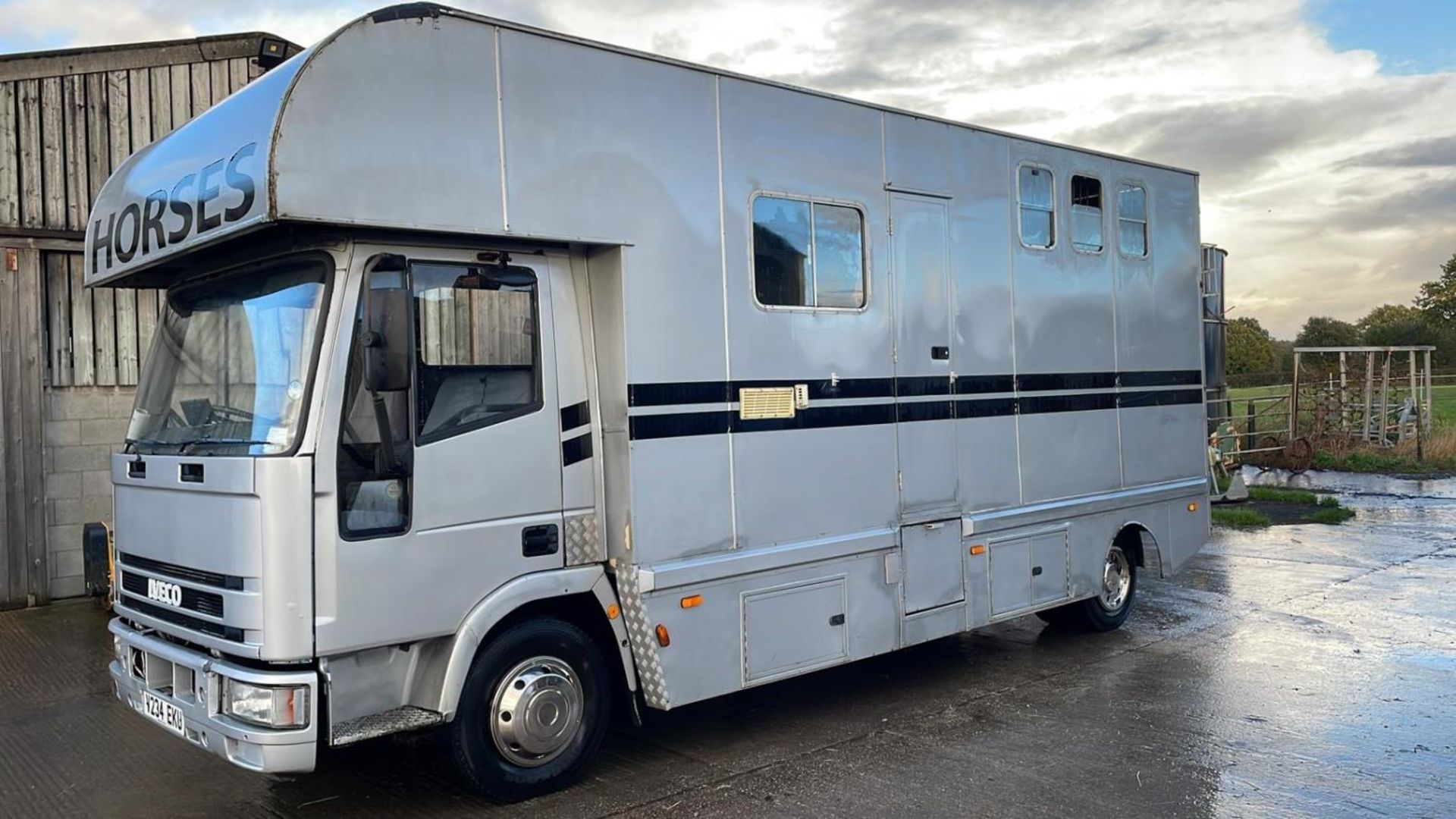 IVECO - FORD HORSEBOX FIRST REG 30/09/1999 V234EKU MOT APRIL 2024 STARTS FIRST TIME EVERY TIME GREAT - Image 2 of 29