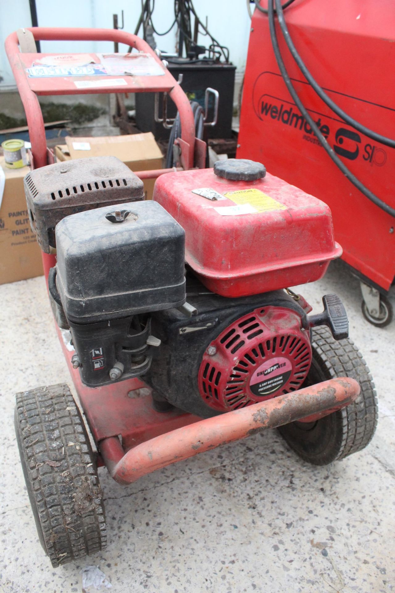 CLARKE PETROL POWER WASHER WITH HOSE - NO VAT - Image 3 of 3