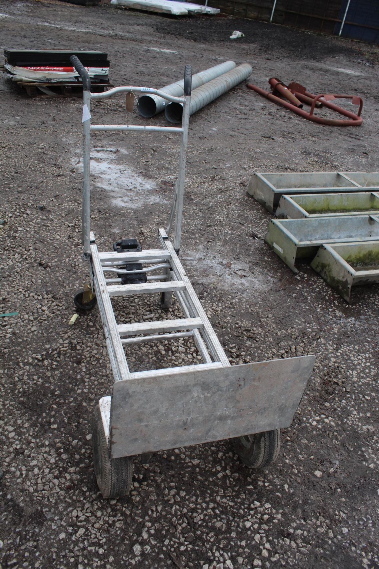 TROLLEY + VAT - Image 2 of 3