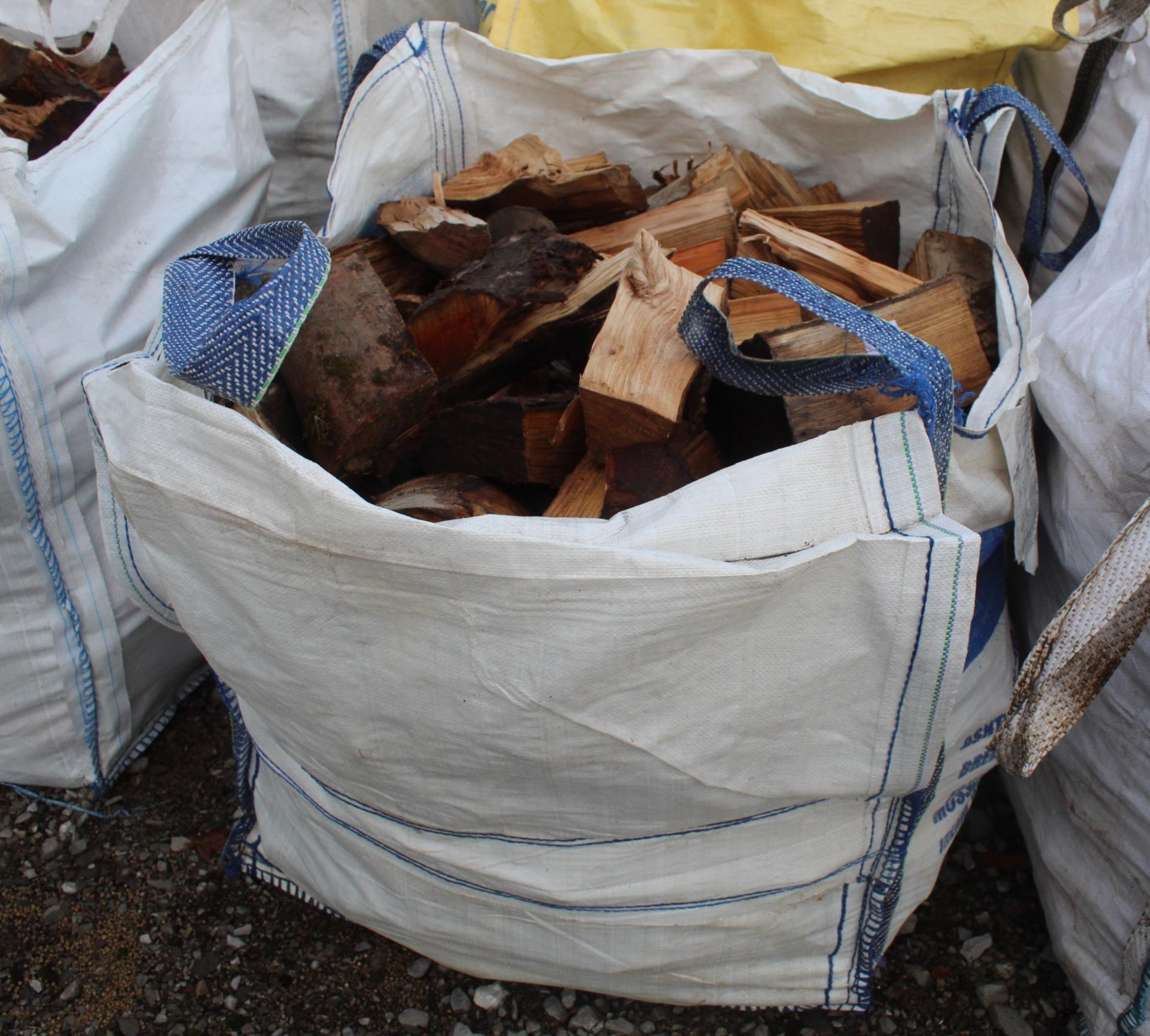 TOTE OF LOGS NO VAT