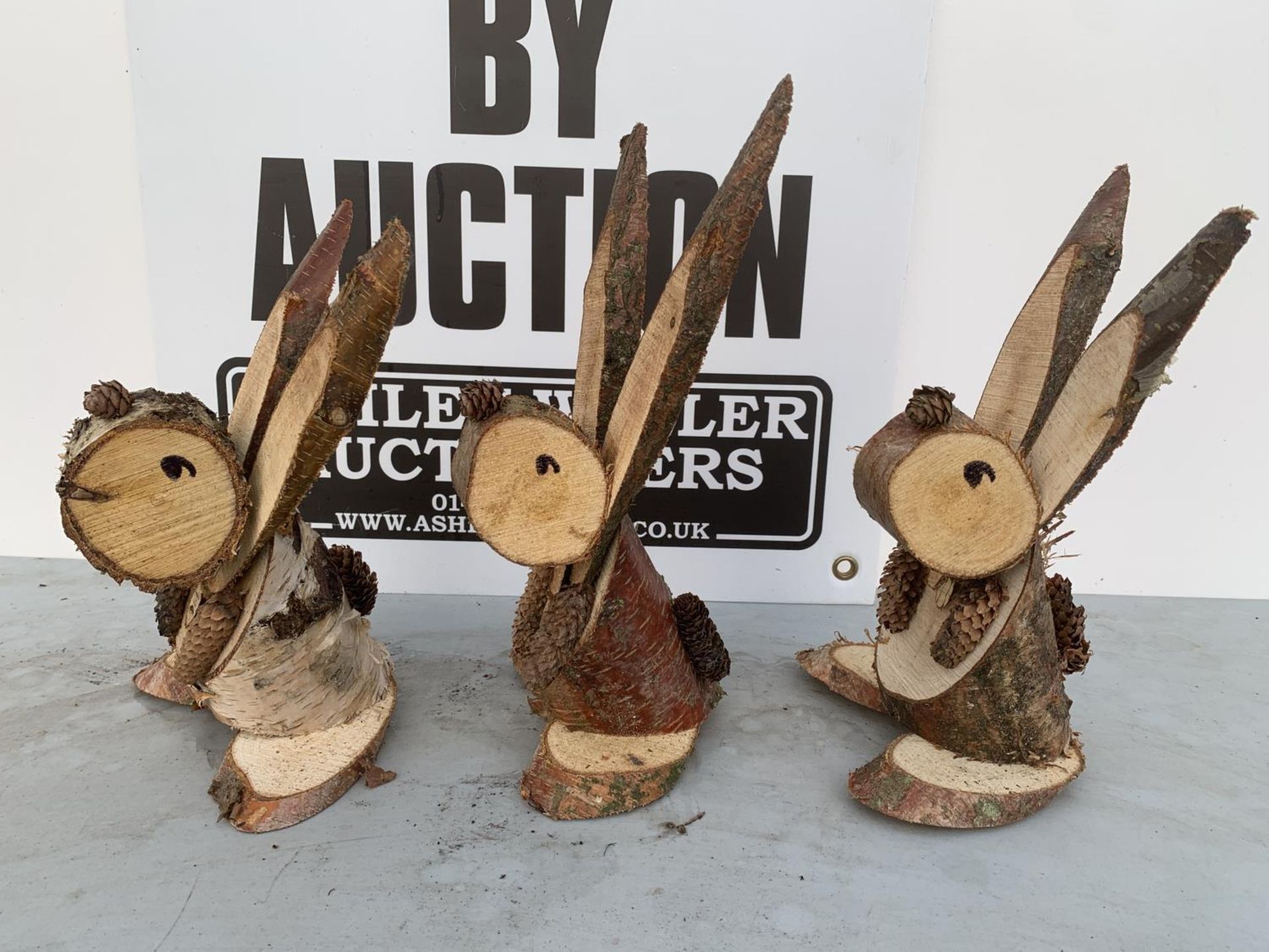 THREE RABBIT FIGURES MADE FROM LOGS + VAT TO BE SOLD FOR THE THREE - Image 4 of 5