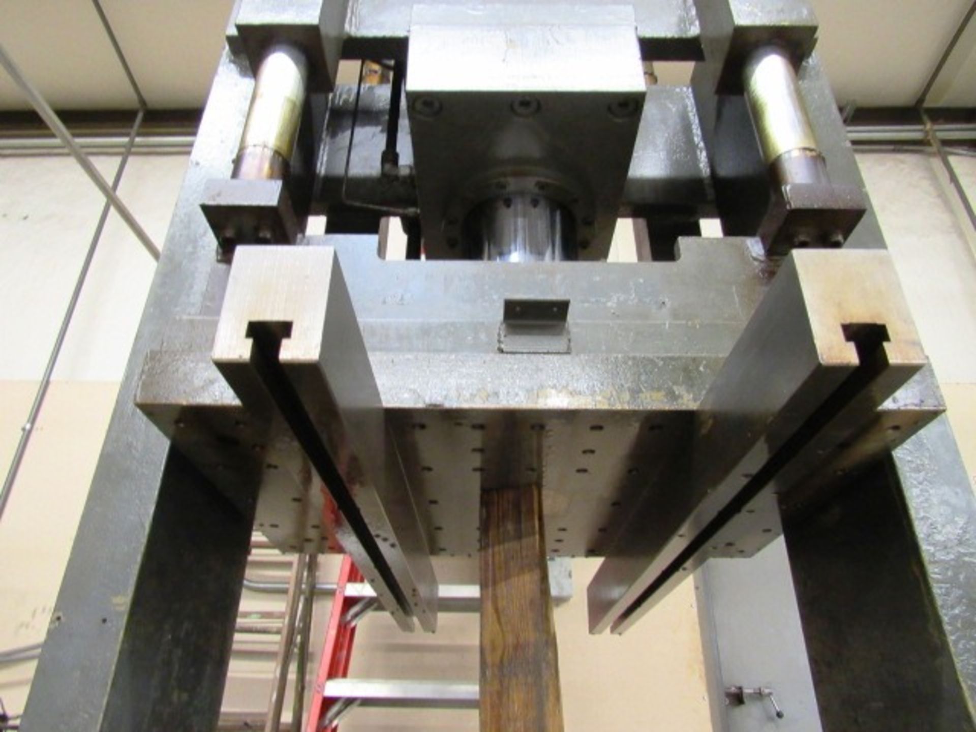 Hannifin 100 Ton Hydraulic Press - Image 4 of 10