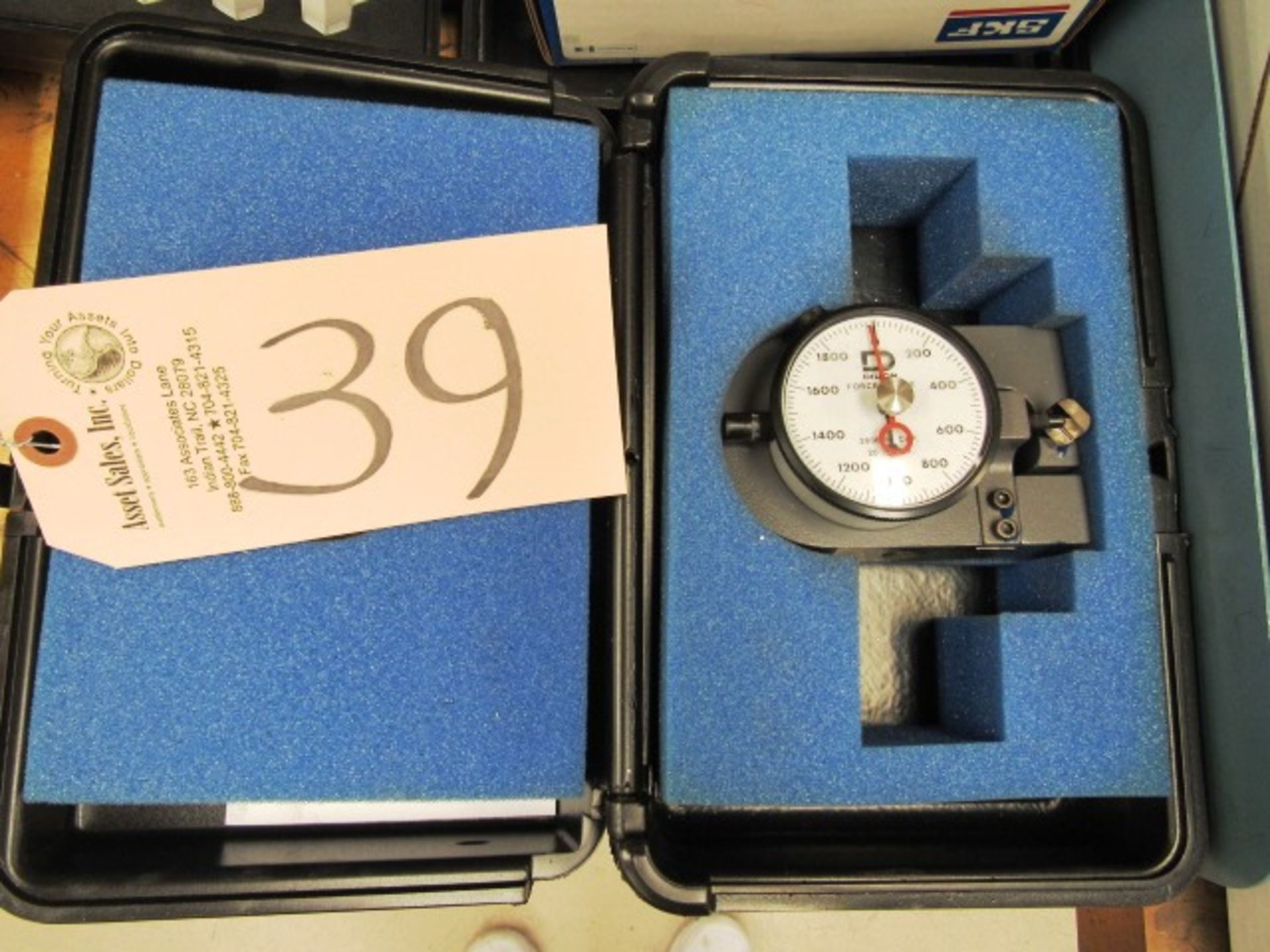 Dillon DXFG Force Gauge with 2,000lb Capacity, sn:X18427
