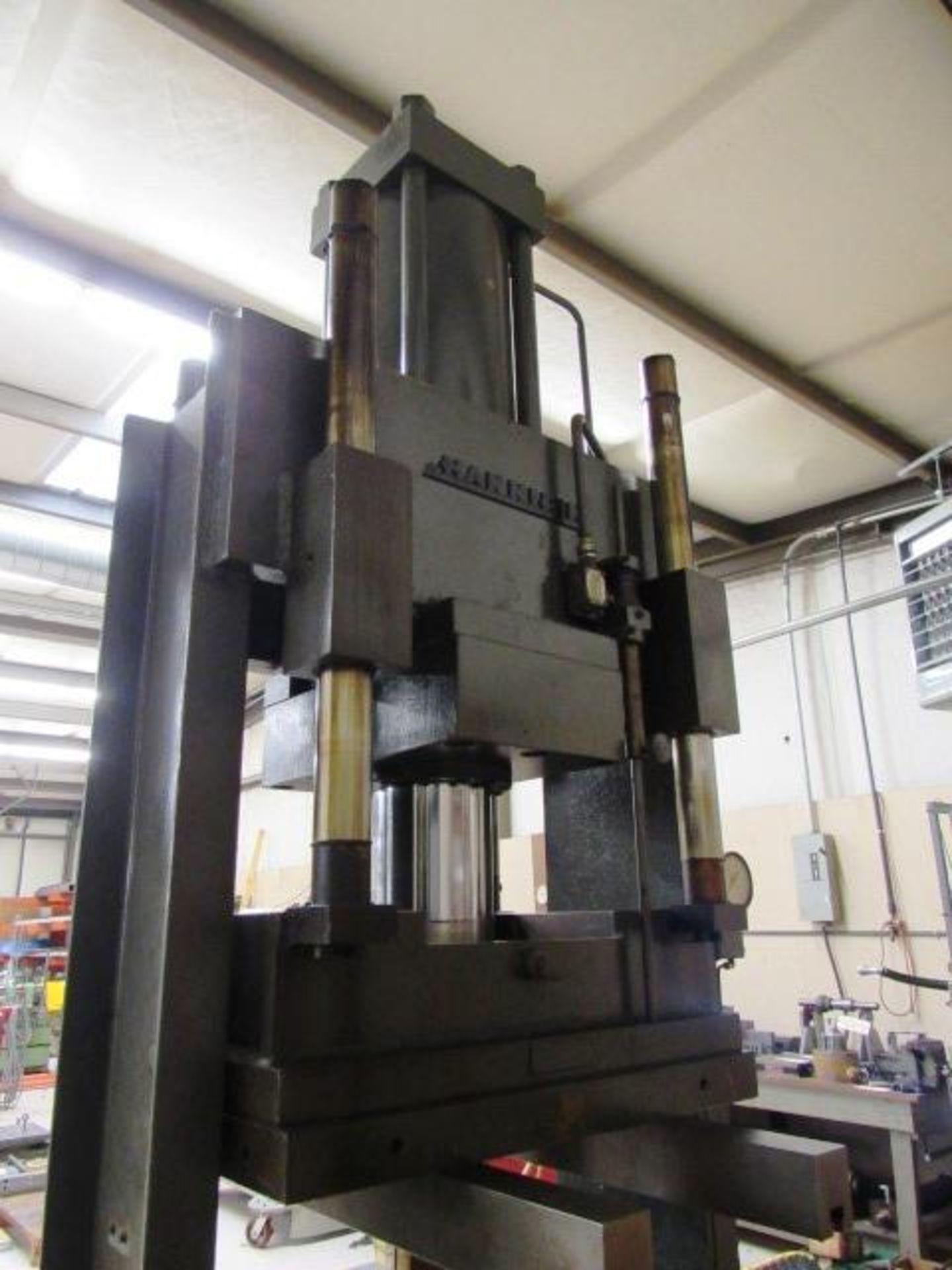 Hannifin 100 Ton Hydraulic Press - Image 9 of 10
