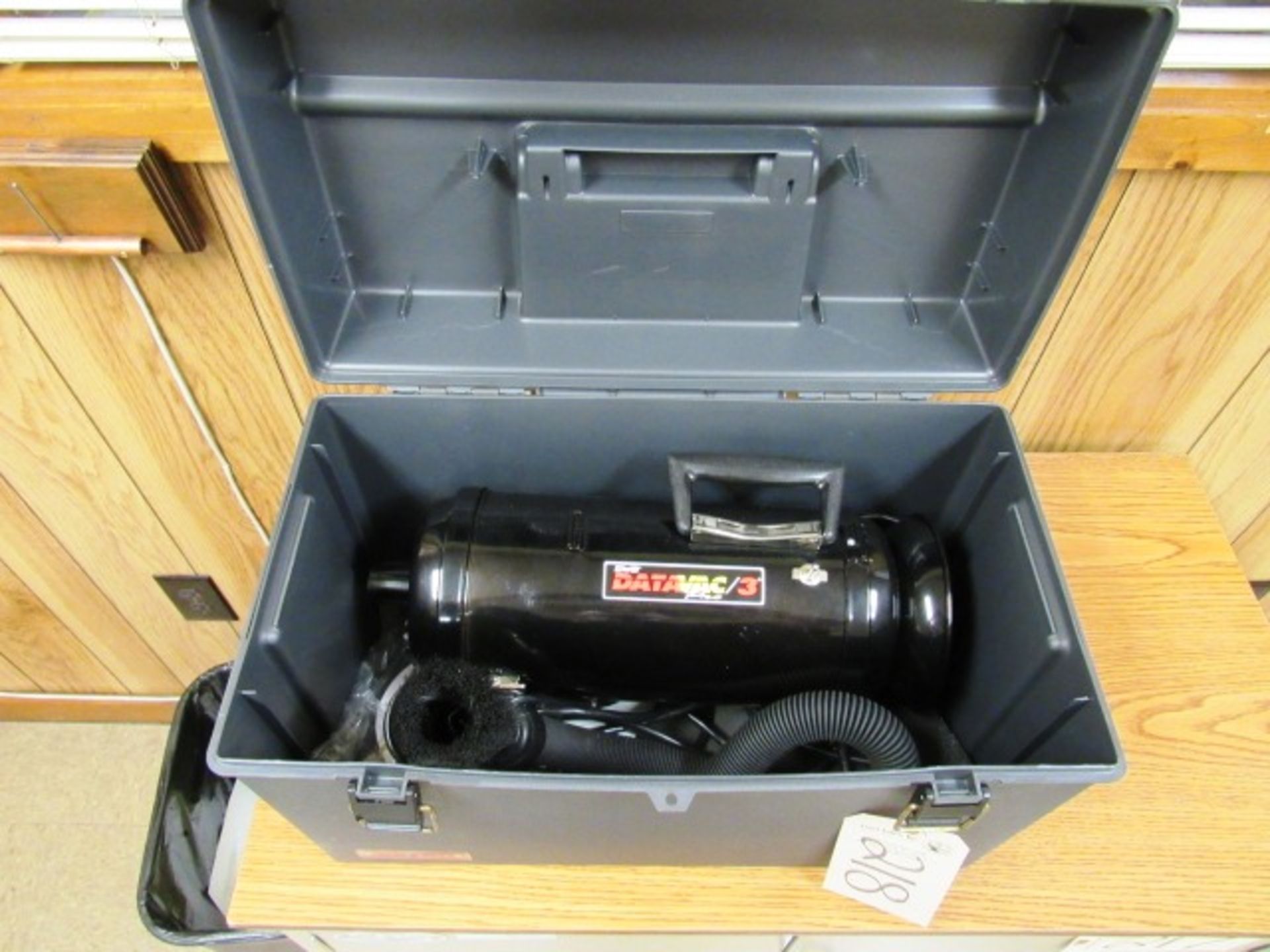 Datavac/3 Portable Vacuum