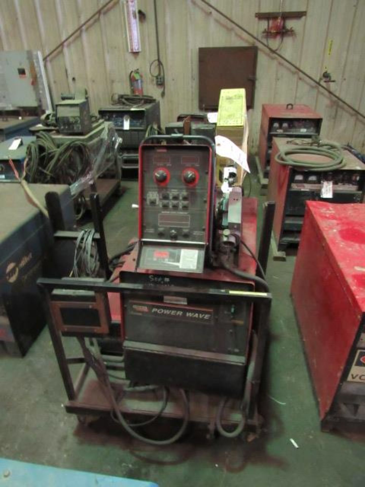 Lincoln Powerwave 455M Welder