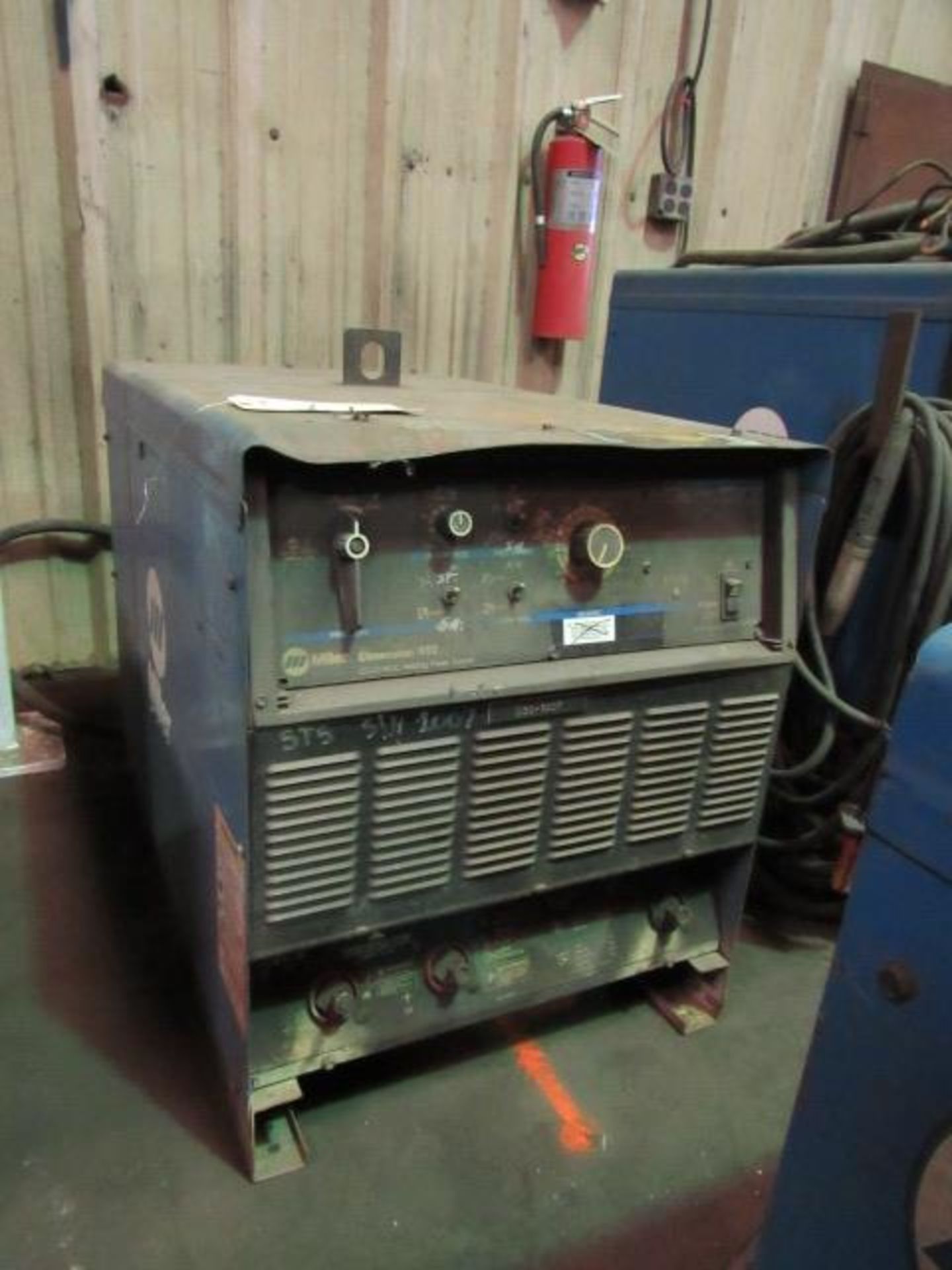 Miller Dimension 452 Welder