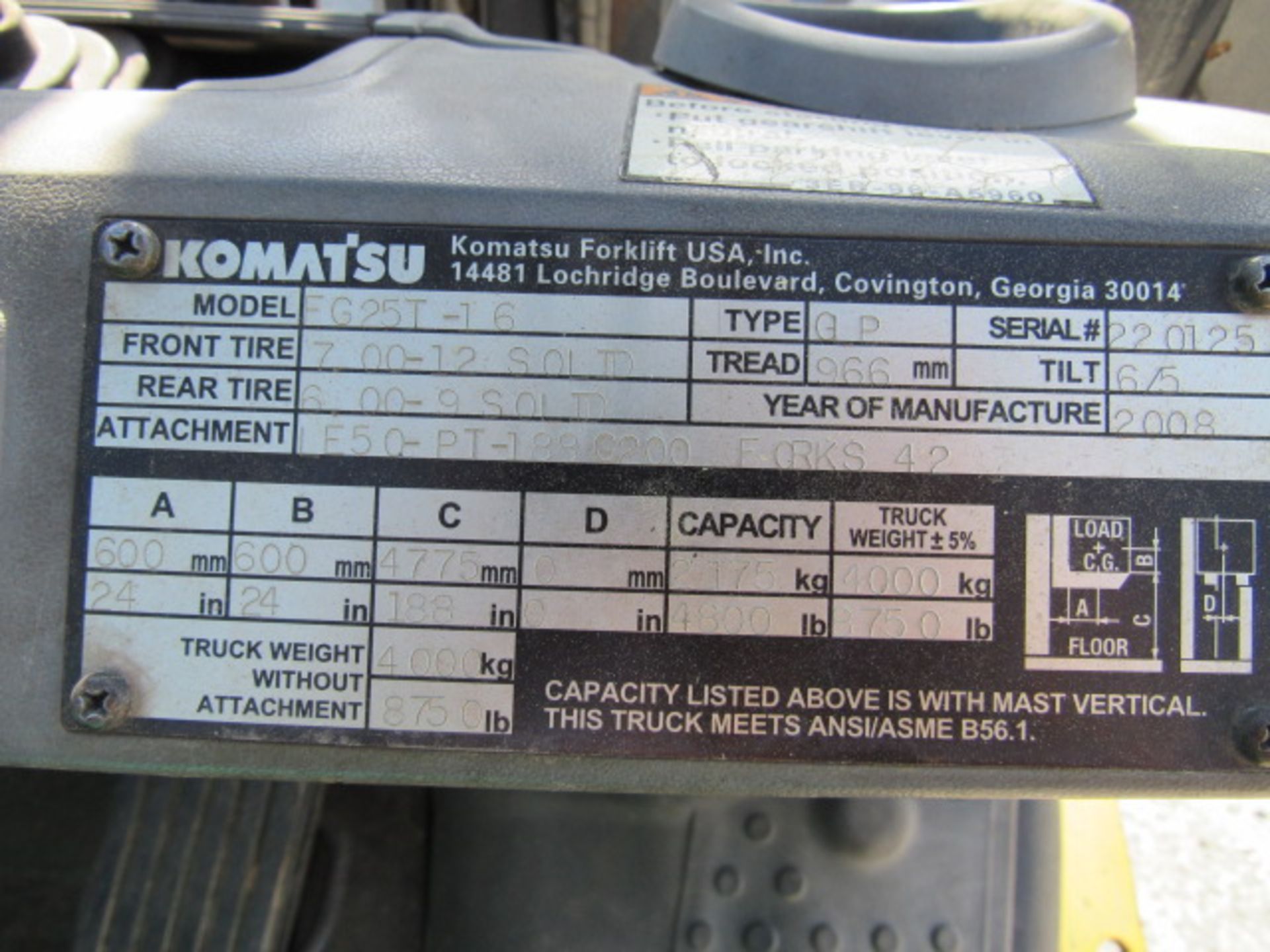 Komatsu 5,000lb Capacity Propane Forklift - Image 5 of 5