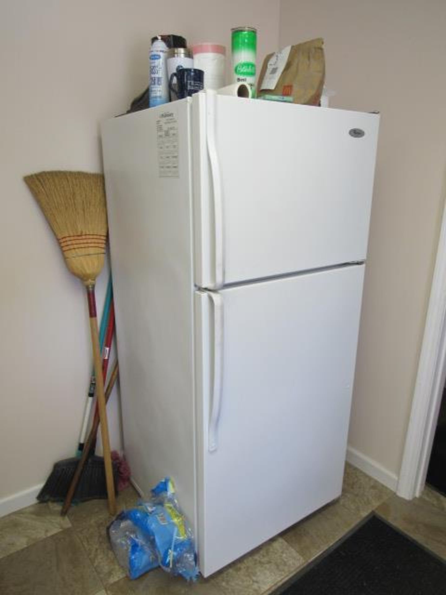 Refrigerator