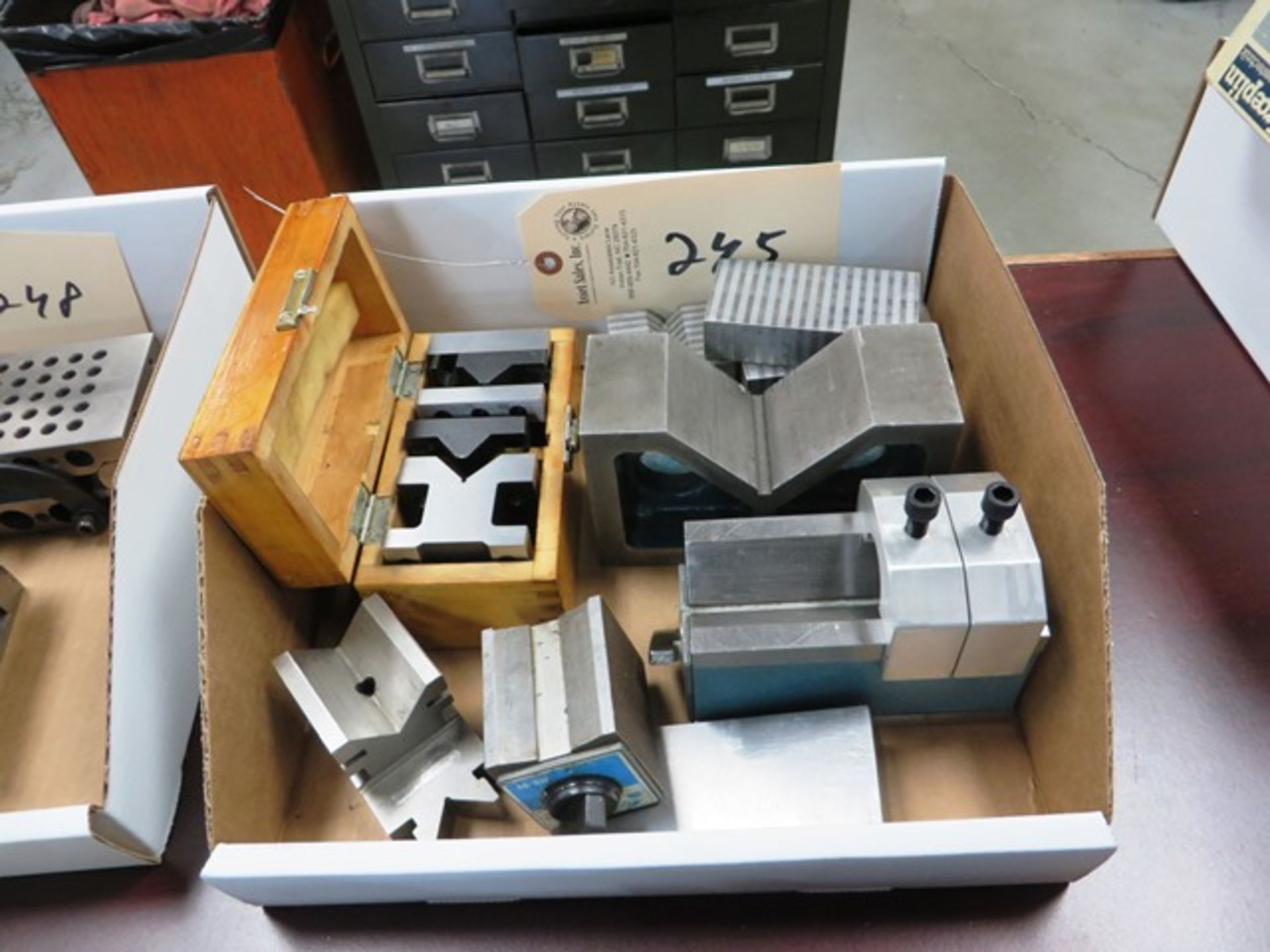 Assorted V & Magnetic Blocks