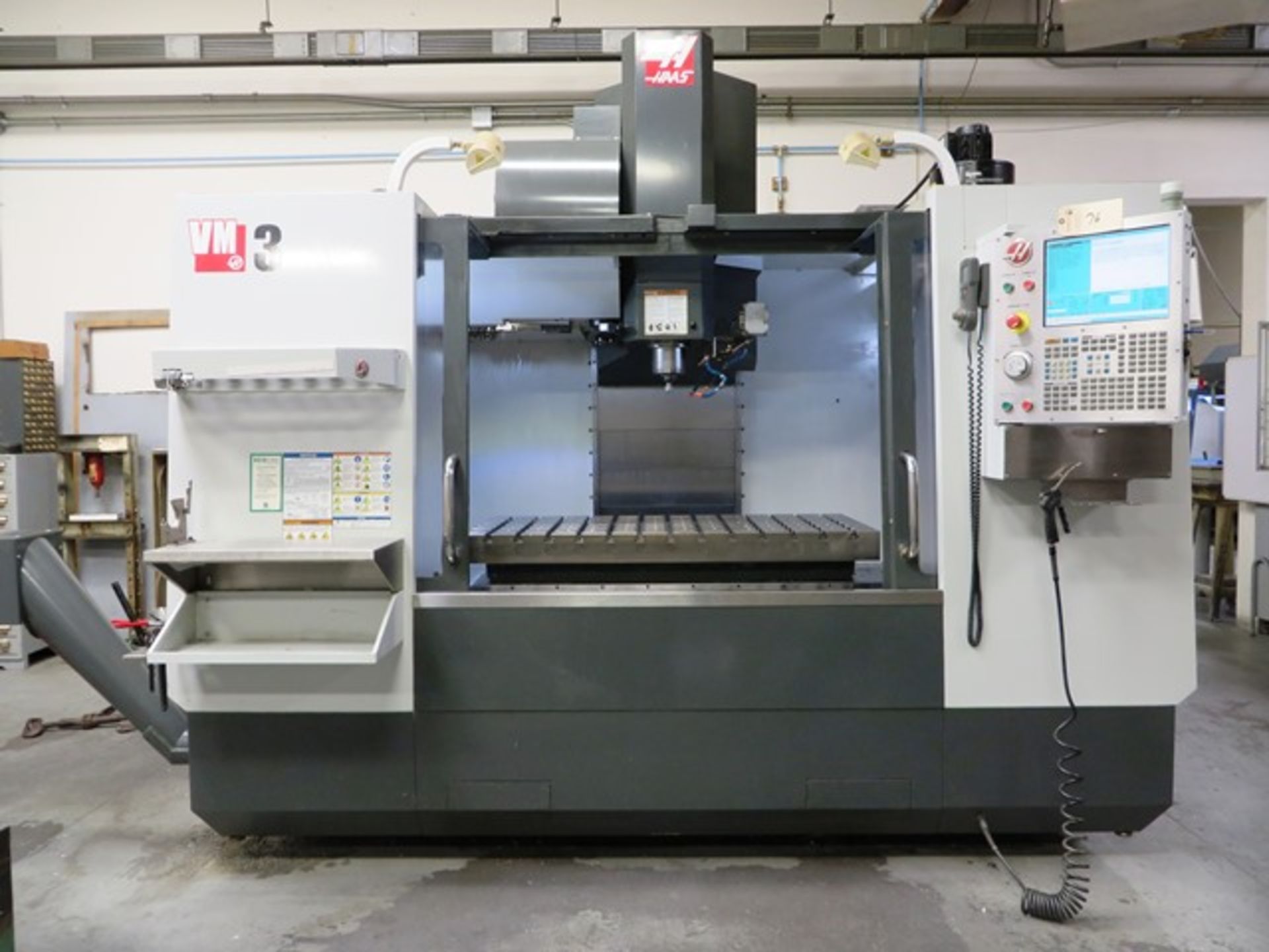 HAAS VM3 4-Axis CNC Vertical Machining Center - Image 4 of 8