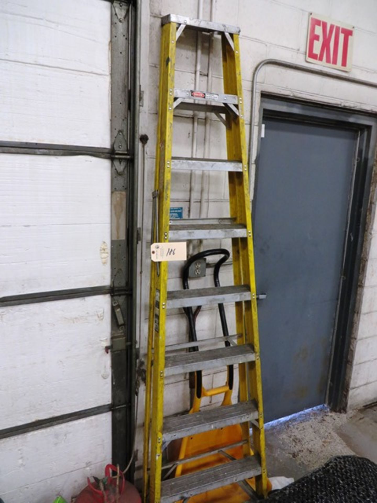 8' Fiber Glass Ladder