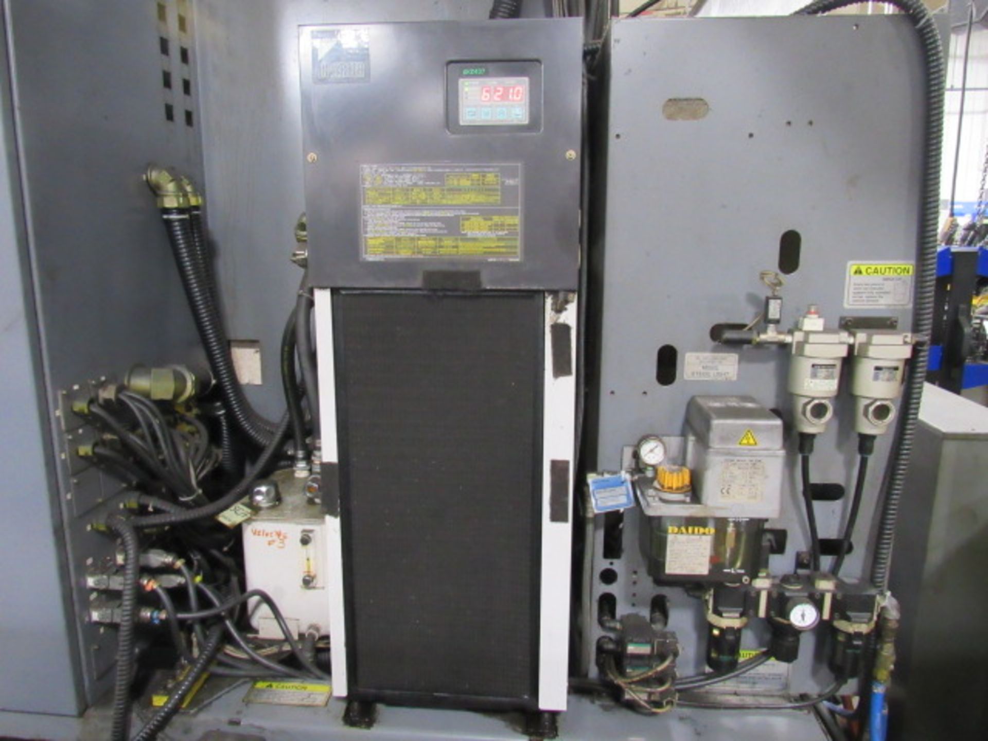 Okuma Ace Center MB-56VB CNC Vertical Machining Center - Bild 8 aus 11