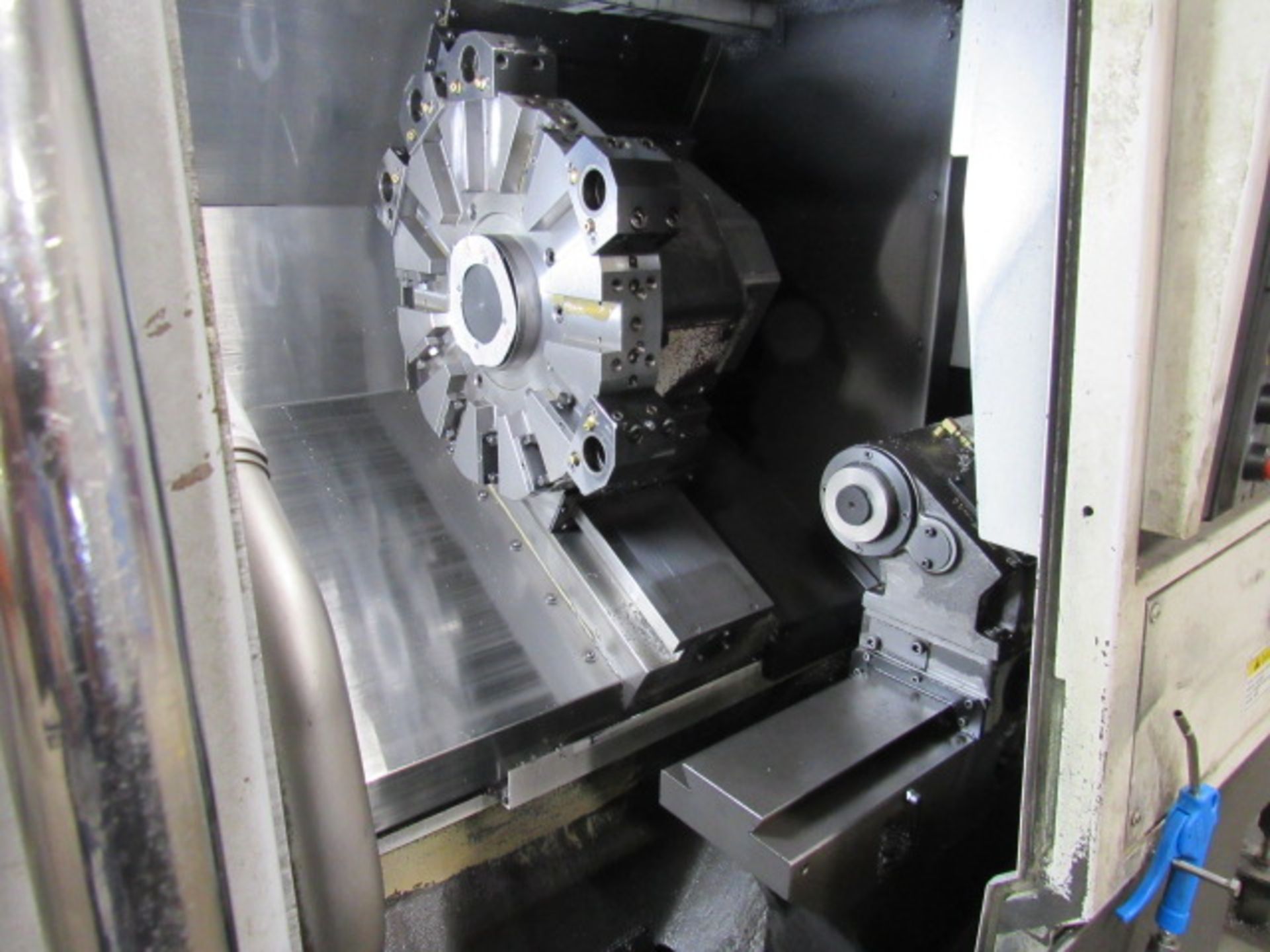 Okuma L400 CNC Turning Center - Bild 5 aus 8