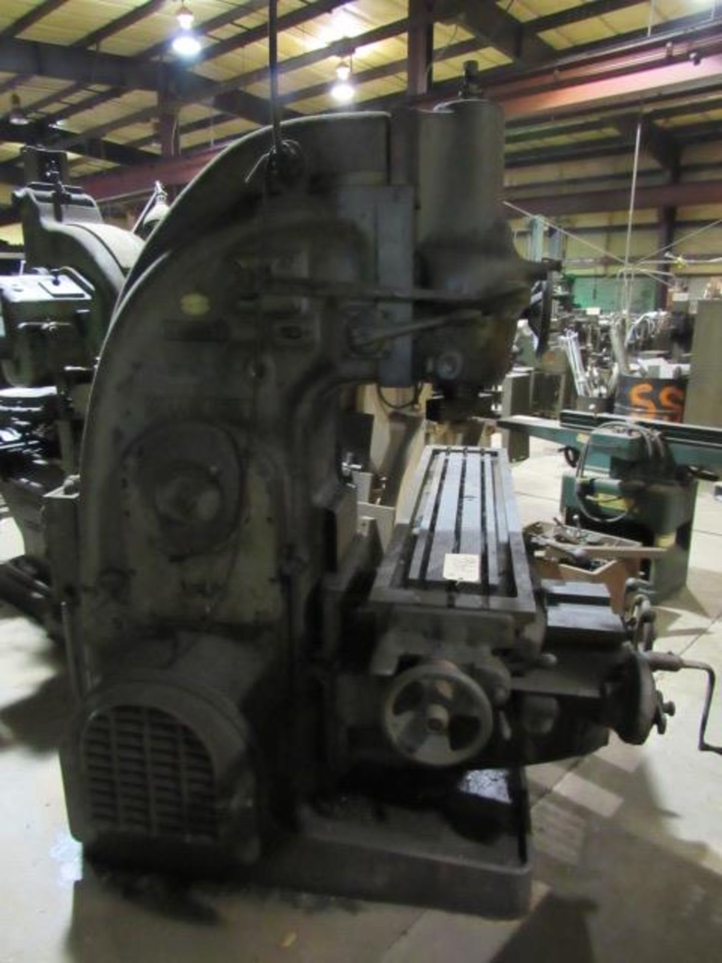 Milwaukee K&T H#3 50 Taper Vertical Mill with 604 RPM, Power Feeds, sn:28-4658 - Image 4 of 7