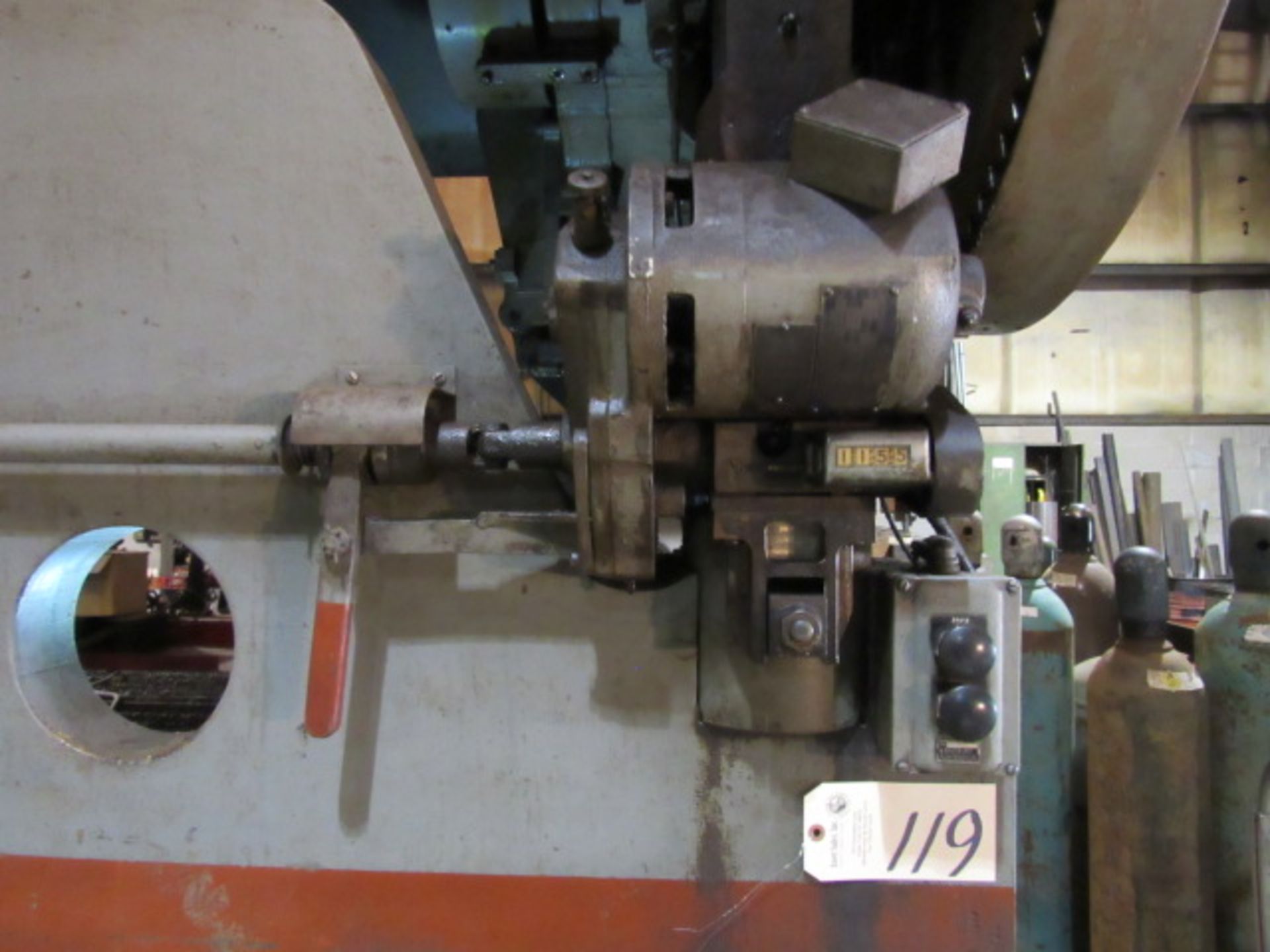 Struthers Wells 130 Ton Mechanical Press Brake with 8' W x Approx. 1/4'' Capacity, Foot Pedal, - Image 4 of 8