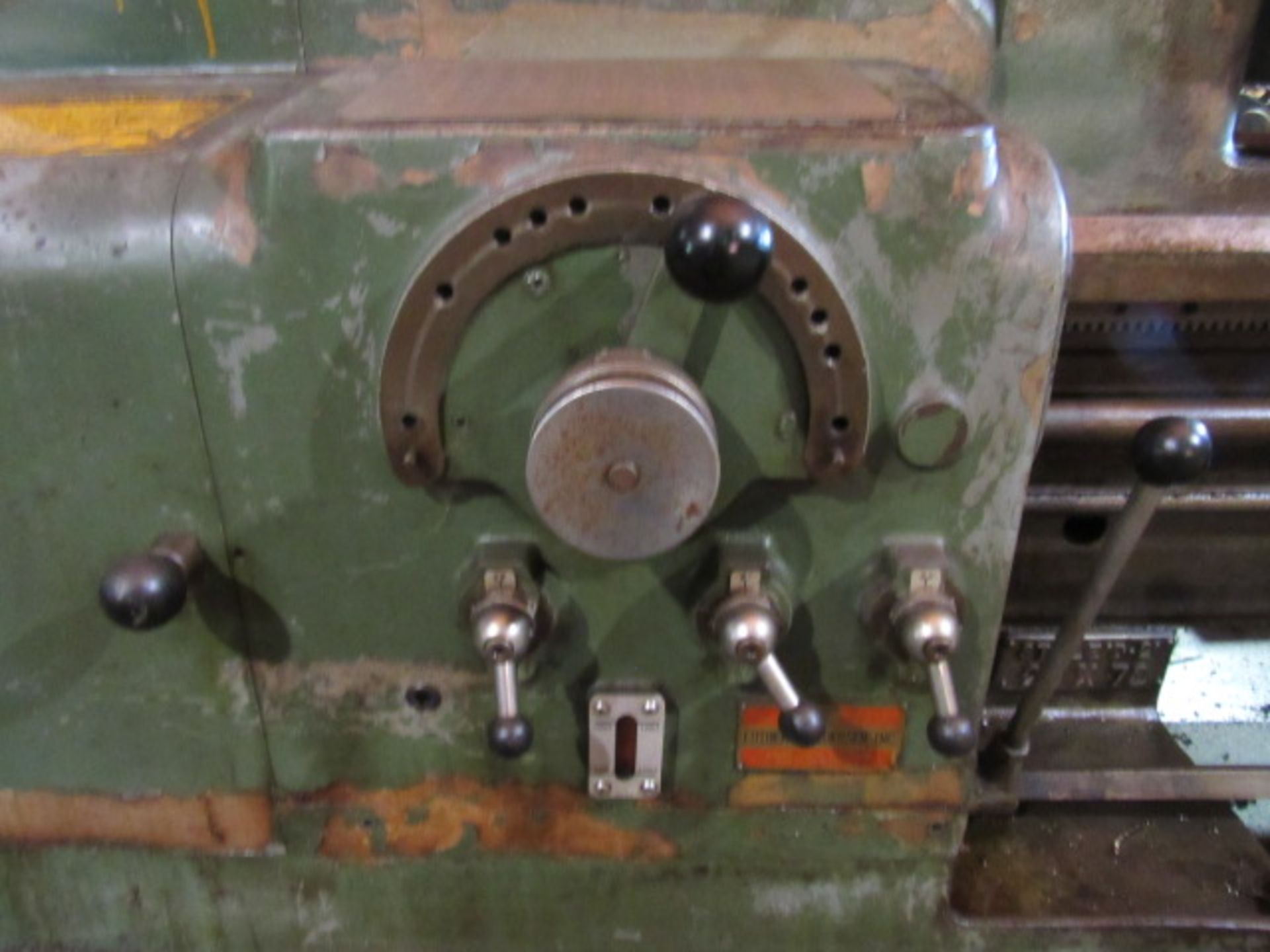 American 24'' Swing x 78'' Centers Engine Lathe with 20'' 4-Jaw Chuck, Spindle Speeds to 1000 RPM, - Image 4 of 8