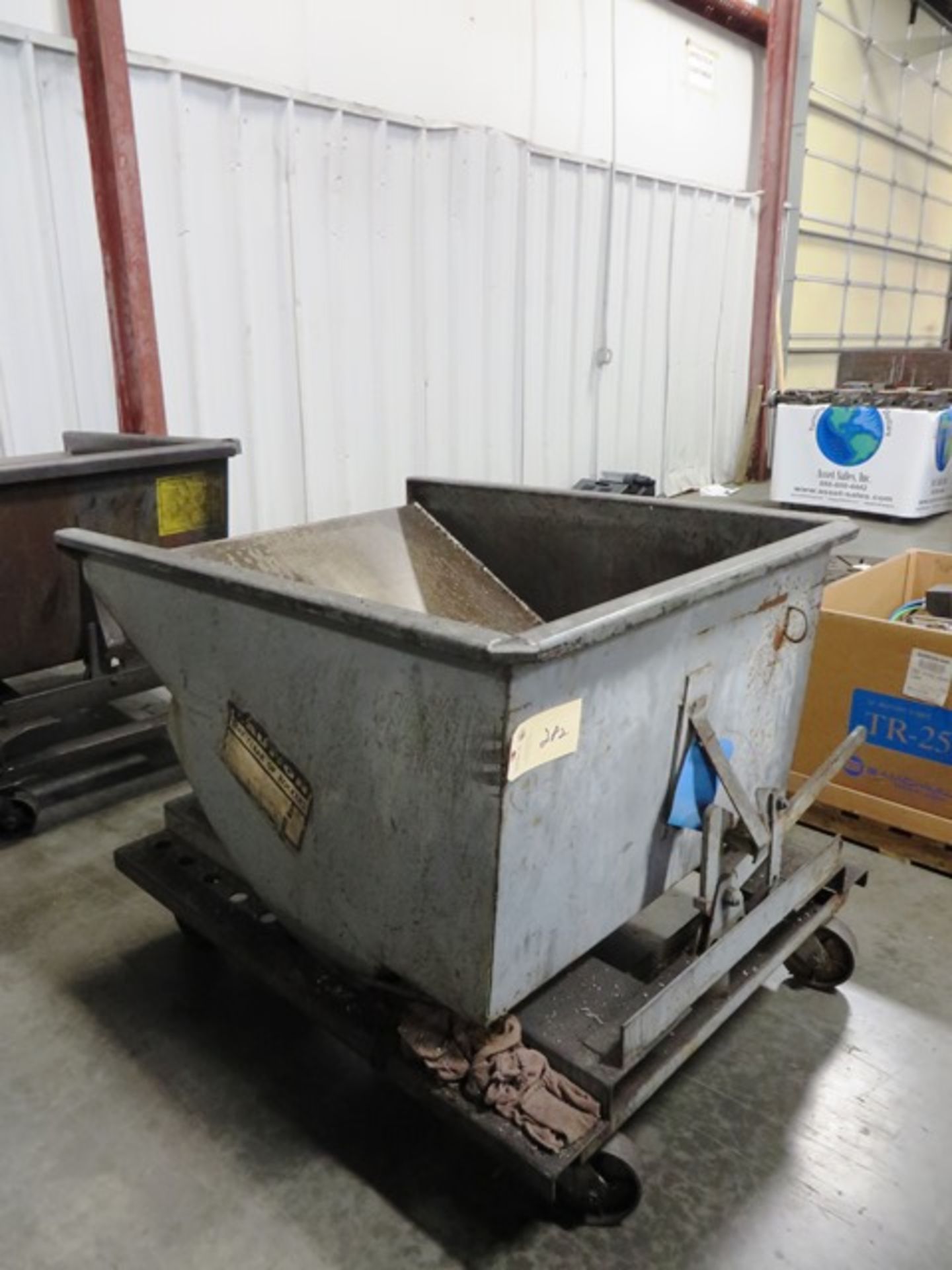 Portable Self Dumping Hopper