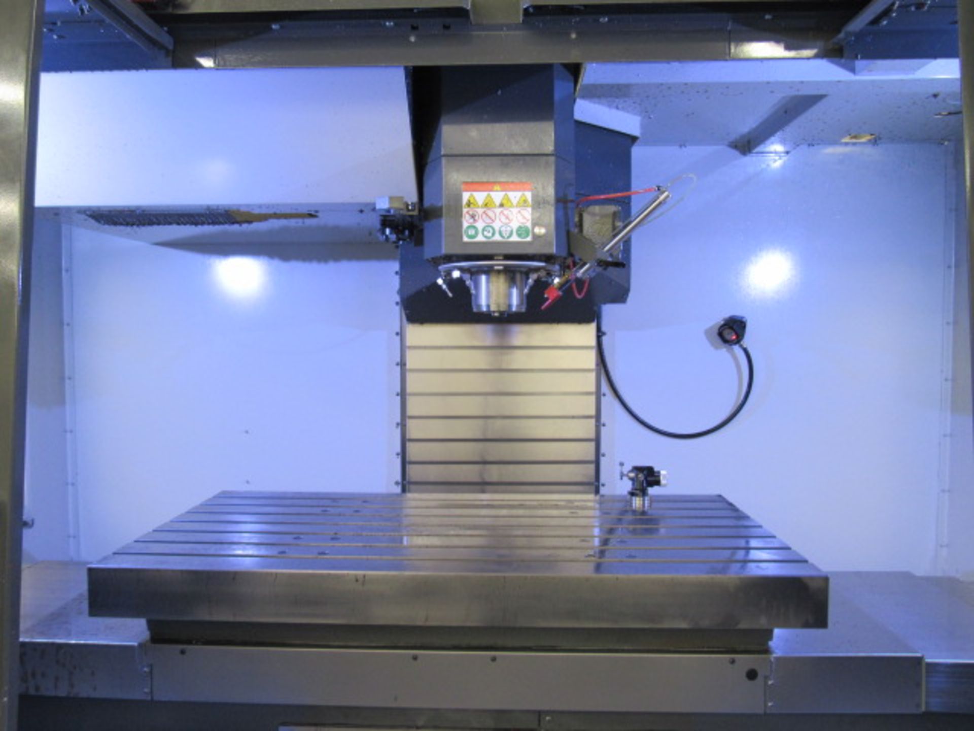 2018 HAAS VF-3SSYT CNC Vertical Machining Center - Image 4 of 9