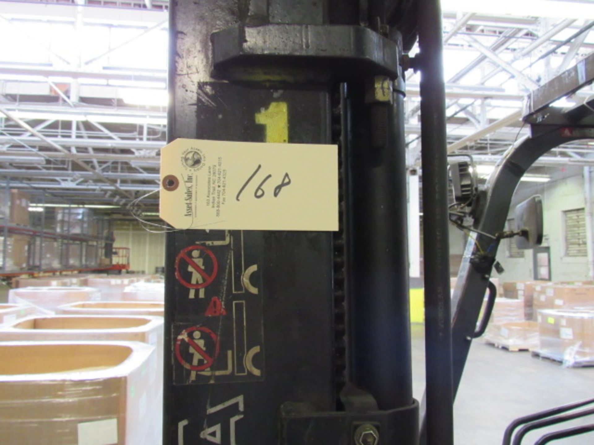 Toyota 7FGCU25 5,000lb. Capacity LP Forklift - Image 2 of 7