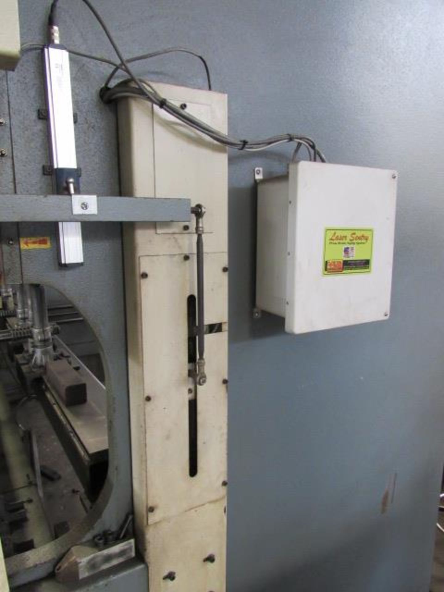 Haco SRM-200-12 200-Ton x 12' CNC Press Brake - Bild 12 aus 12