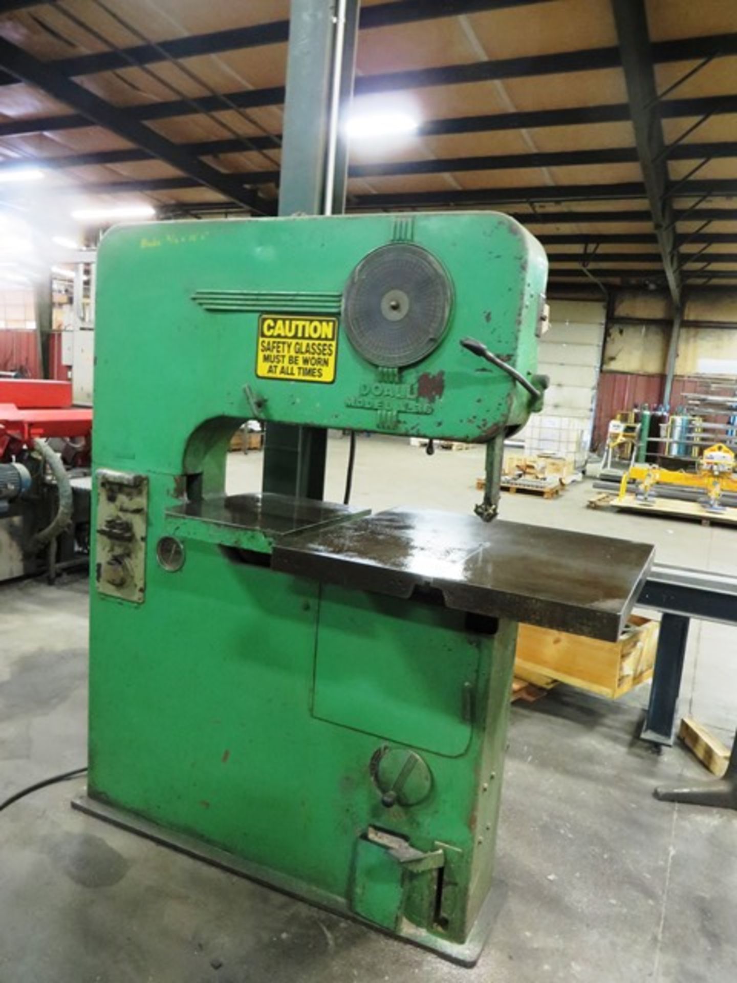 Doall V-36 Vertical Bandsaw with 36'' Throat, 30'' x 30'' Worktable, Blade Welding Attachment, sn: