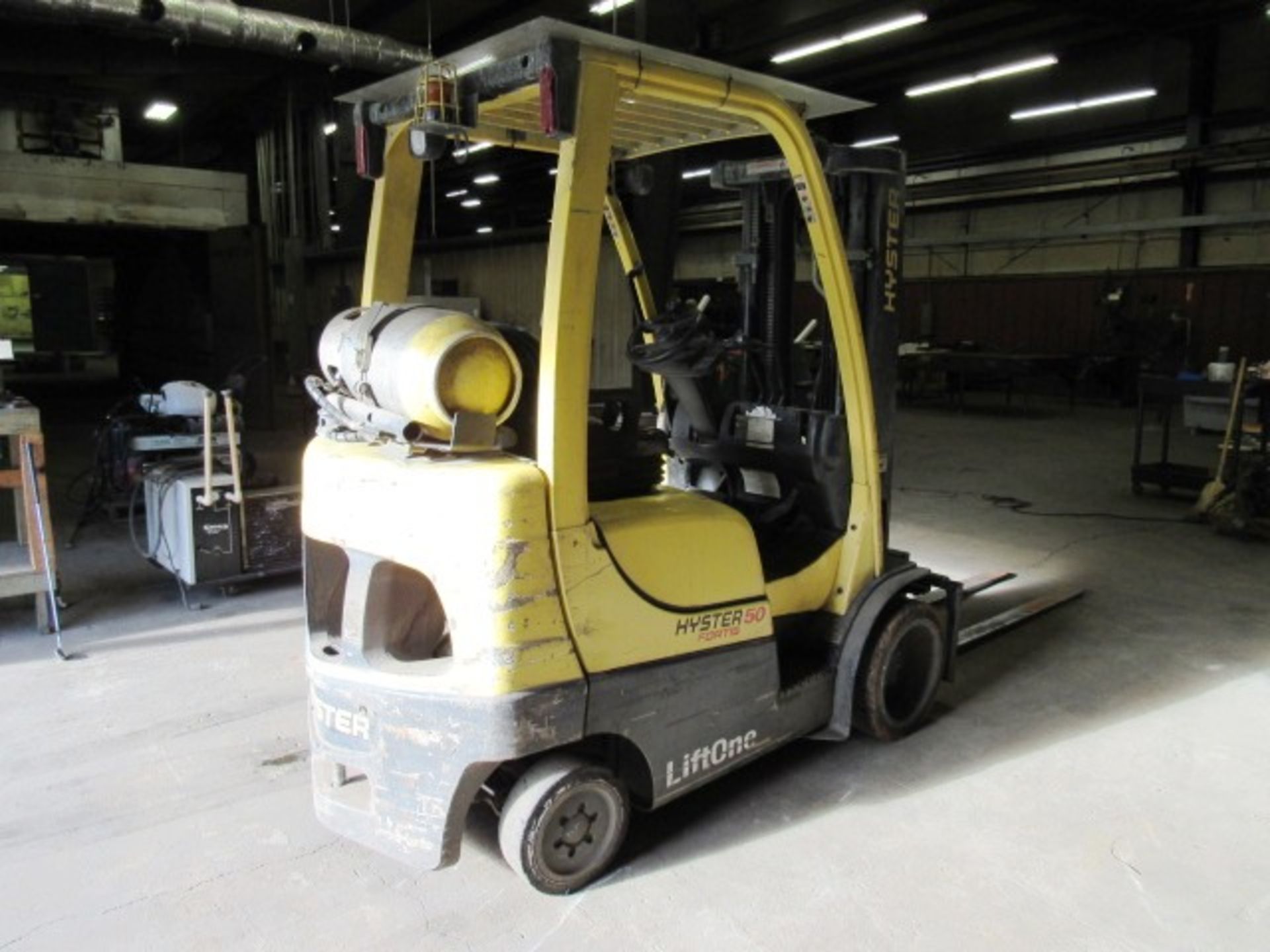 Hyster S50FT 4,400 Capacity Propane Forklift with Side Shift, 3 Stage Mast, Solid Tires, 6' Forks, - Image 3 of 7