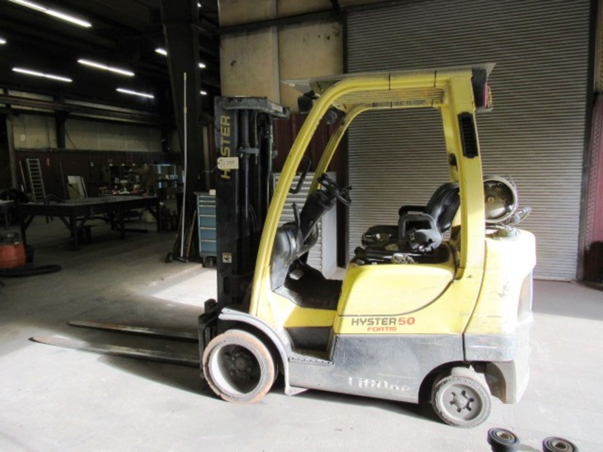 Hyster S50FT 4,400 Capacity Propane Forklift with Side Shift, 3 Stage Mast, Solid Tires, 6' Forks, - Image 2 of 7