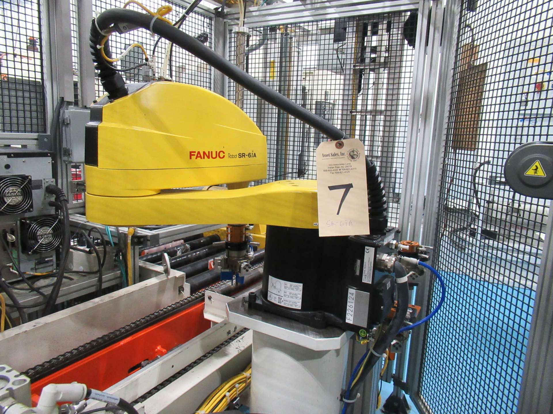 FANUC SR-6iA Robot with IRVision Including (2) Cameras, Grip Changer ...