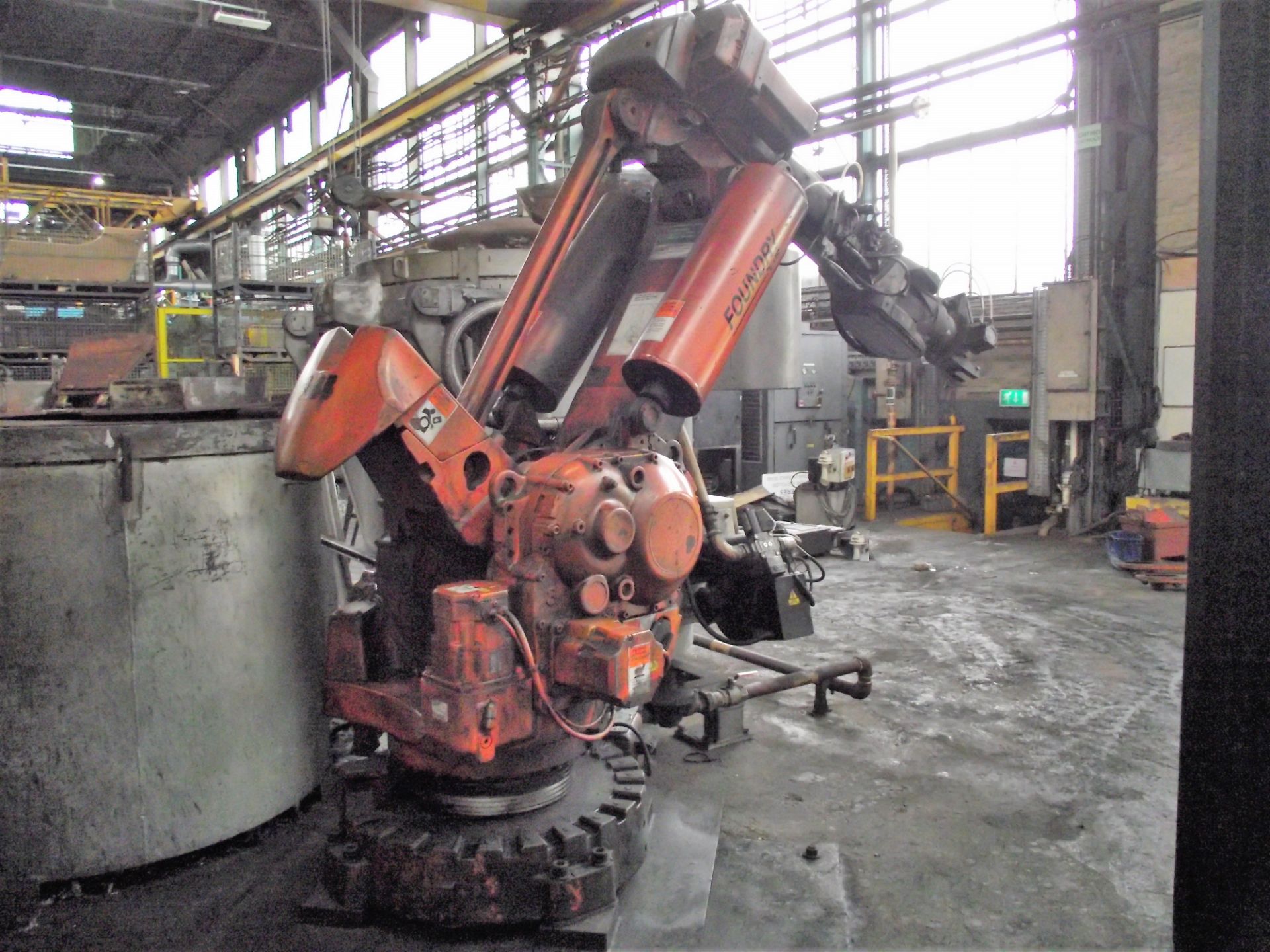 ABB IRB 6400R M2000 Foundry Plus Robot cw Gripper Attachment - Image 3 of 19