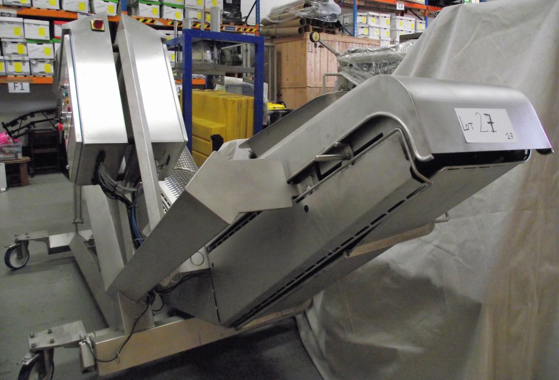 Liftvrac Inclined Conveyor & Bagging System