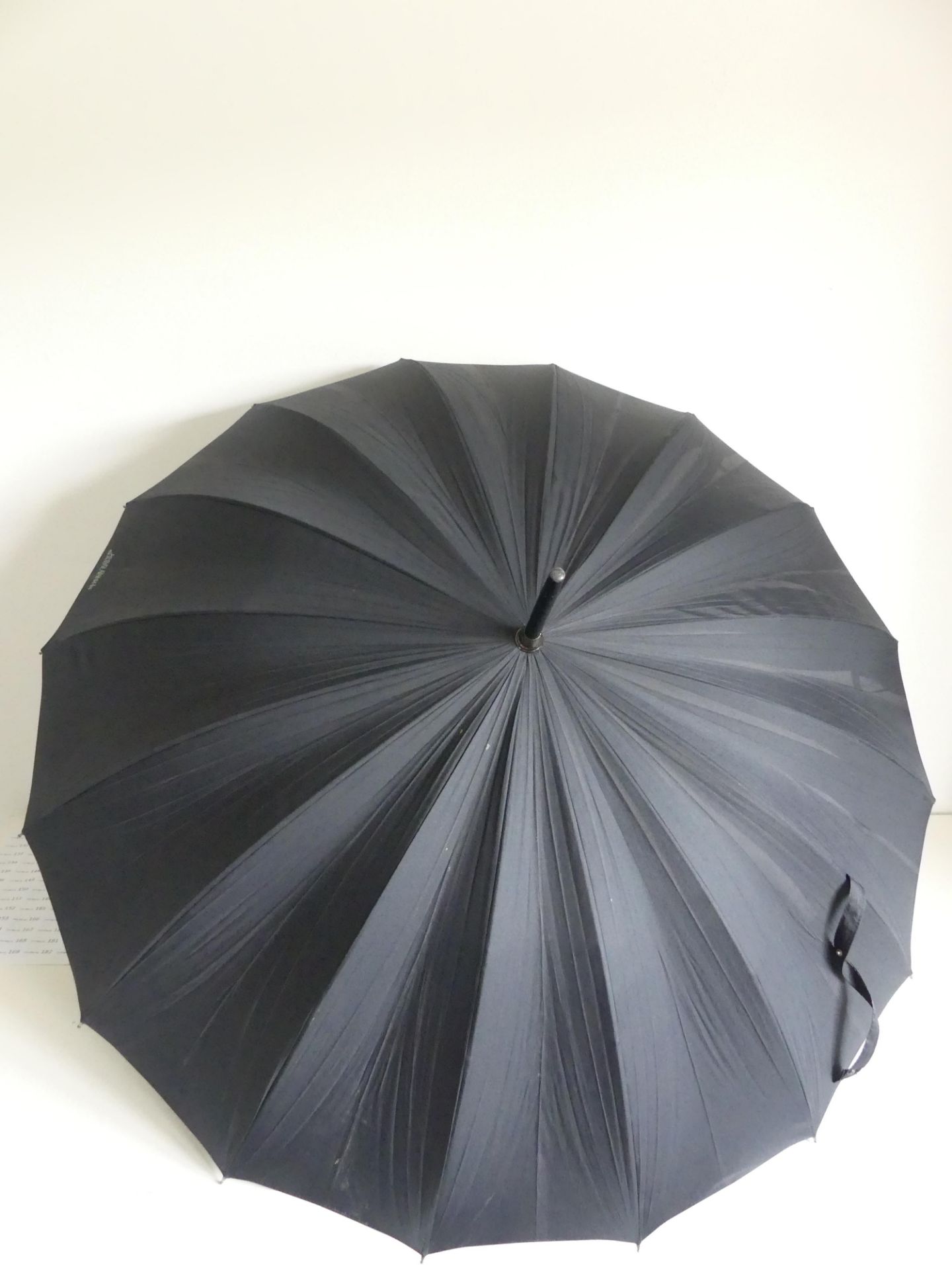 Jean Paul GAULTIER: Parapluie noir  - Bild 4 aus 4