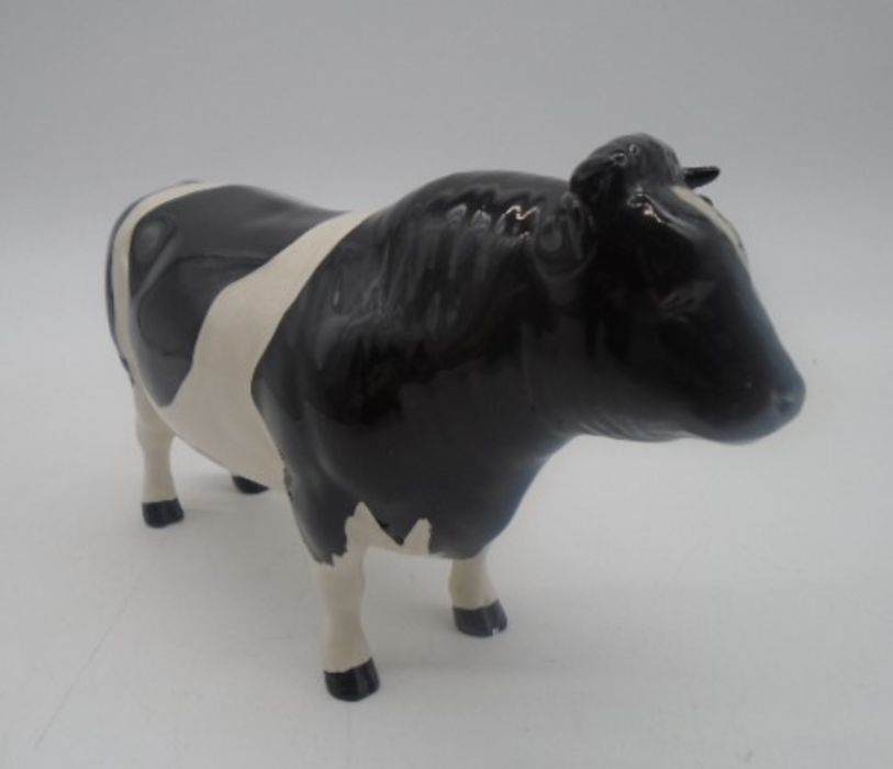 A Beswick Friesian bull - Image 2 of 15