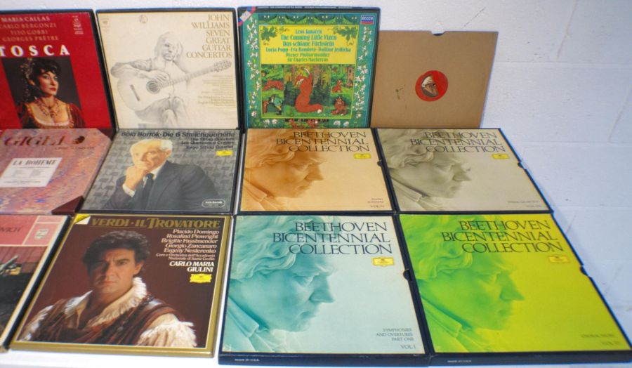A quantity of vinyl records including Gordon Lightfoot, The Beatles, Chic, Shakatak, Rita - Image 7 of 8